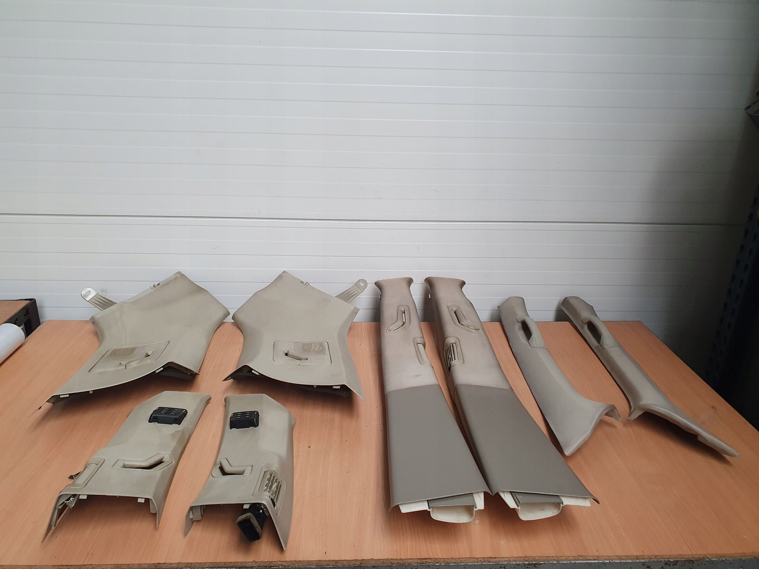 OSŁONA SŁUPKA B PASA BOCZEK TAPICERKA VOLVO XC90 I 06r