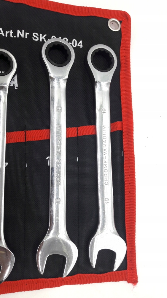 KLUCZE PLASKO OCZKOWE Z GRZECHOTKA 12 KLUCZY 8 19 Producent code SK 012 03