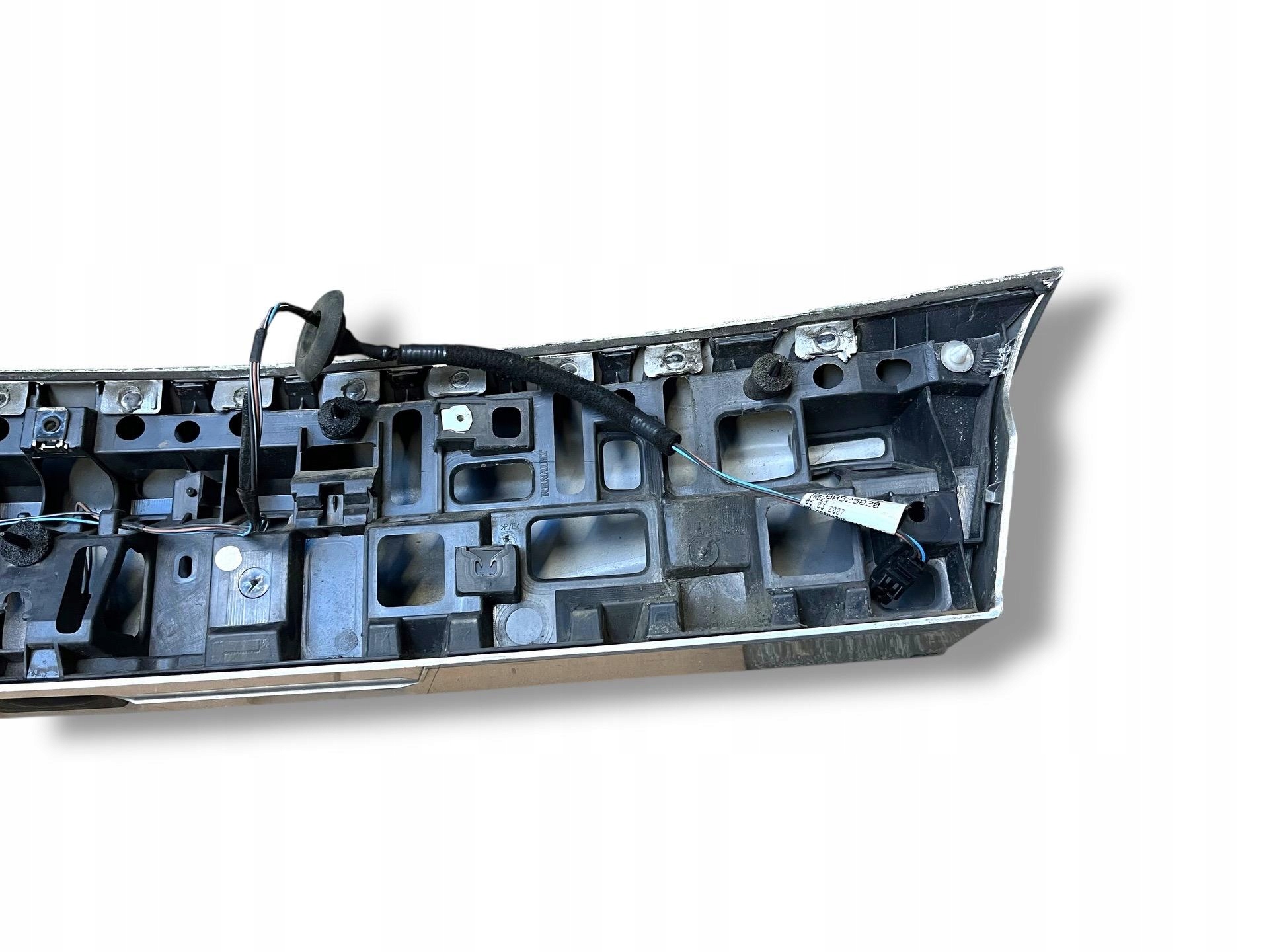 молдинг крышки renault MEGANE 2 2007