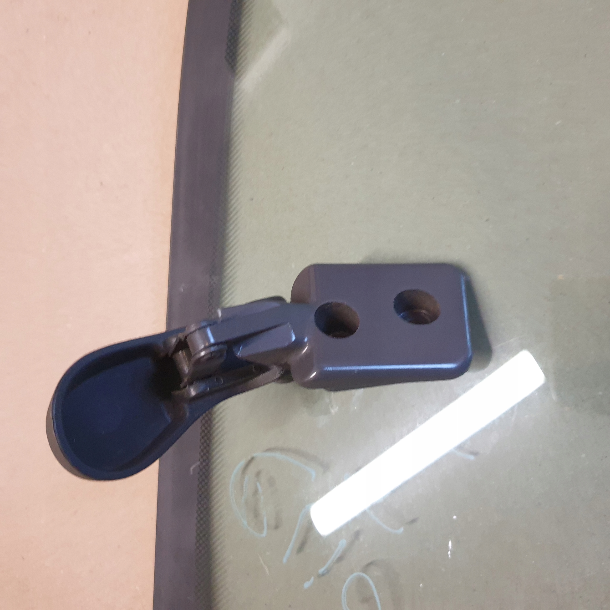 window bodywork UCHYLNA left rear part RENAULT CLIO and
