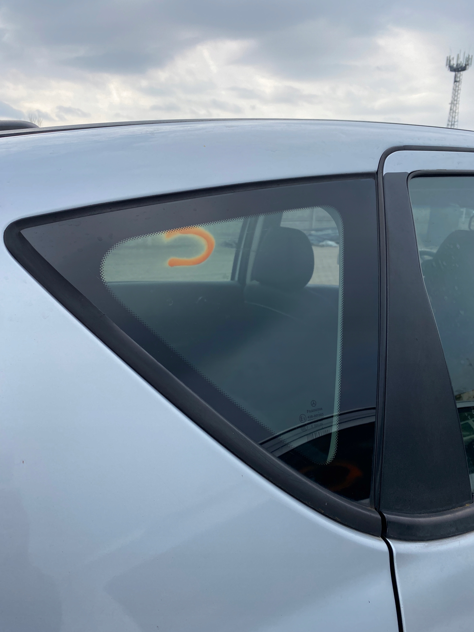 Mercedes A-KLASA W169 04-12 window bodywork side right without USZCZELKI