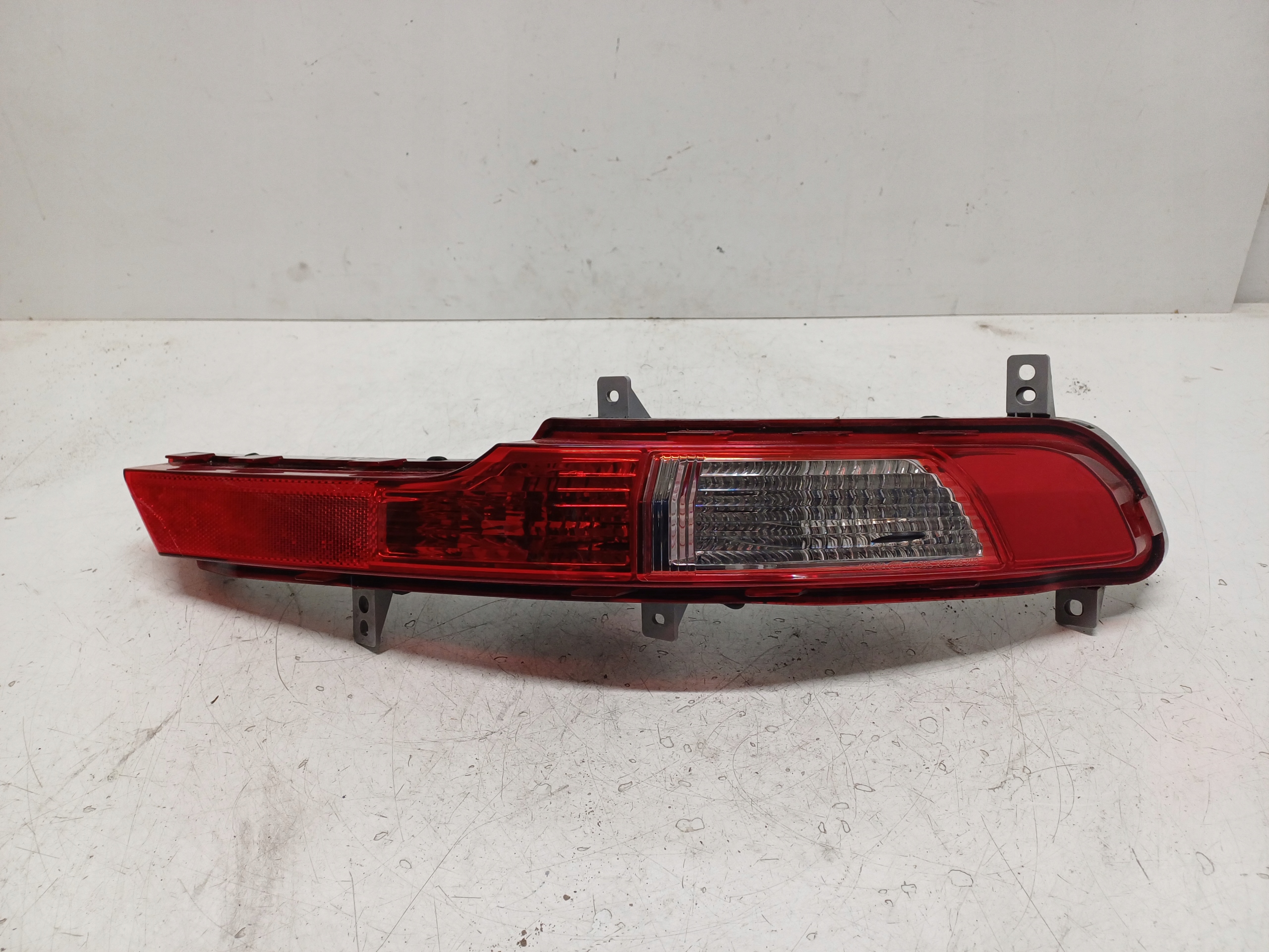 KIA SPORTAGE 3 III 10- LAMPA W ZDERZAK PRAWA TYŁ 92406-3U3