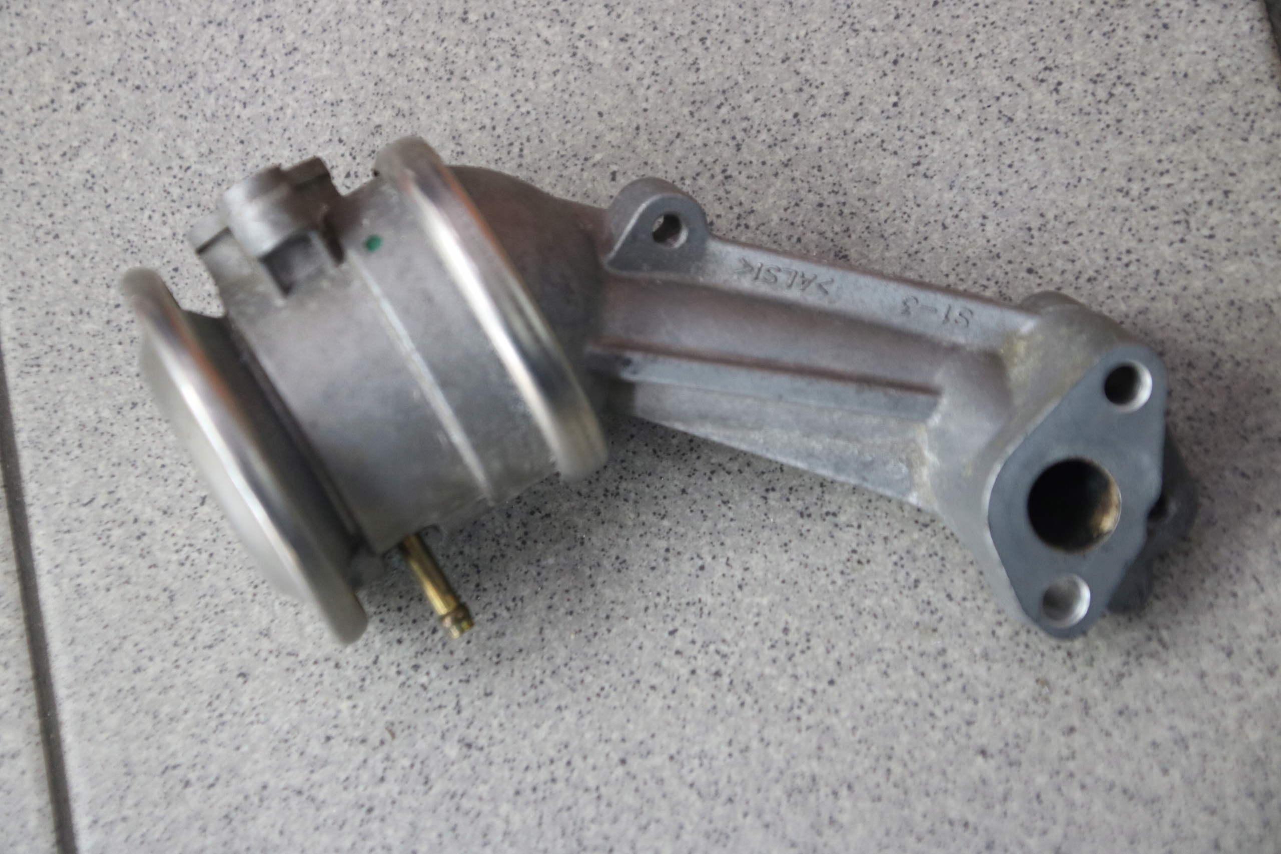 AUDI A6 C7 A8 D4 3,0 TFSI EGR valve 06E131102G