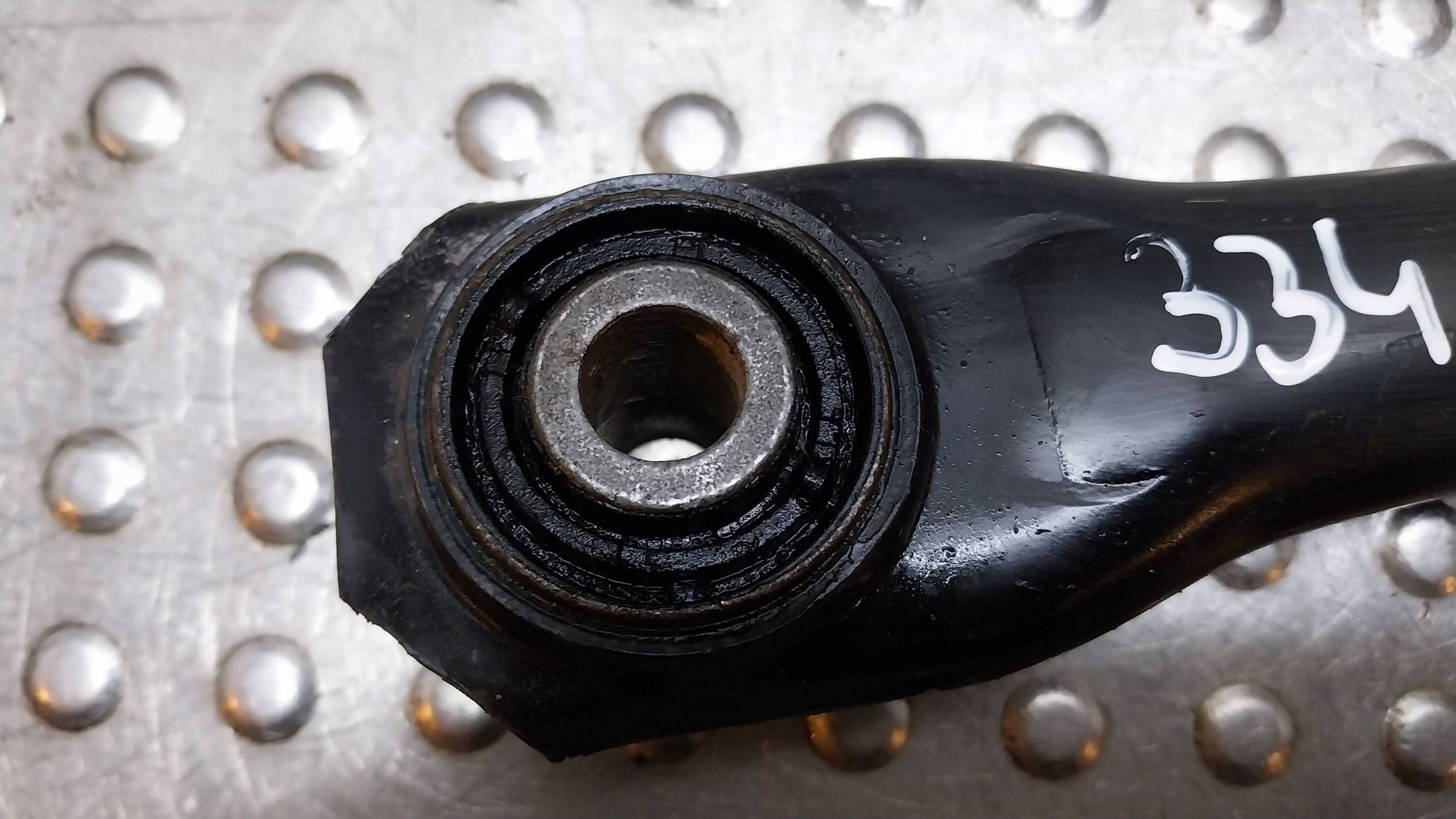 arm left right rear part upper 1M51-5500-BA FORD FOCUS MK1