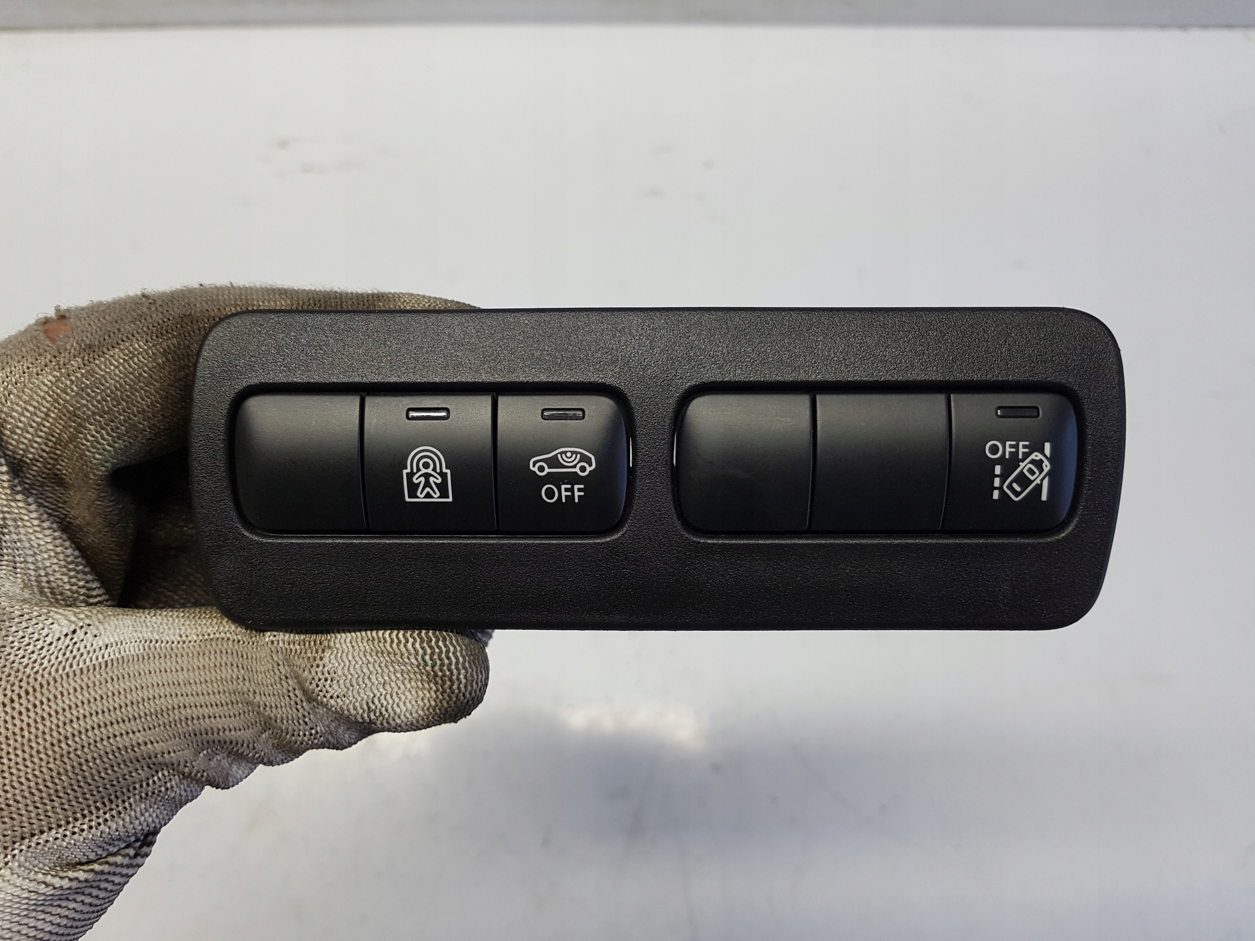 C3 AIRCROSS switch changes supports centalnego