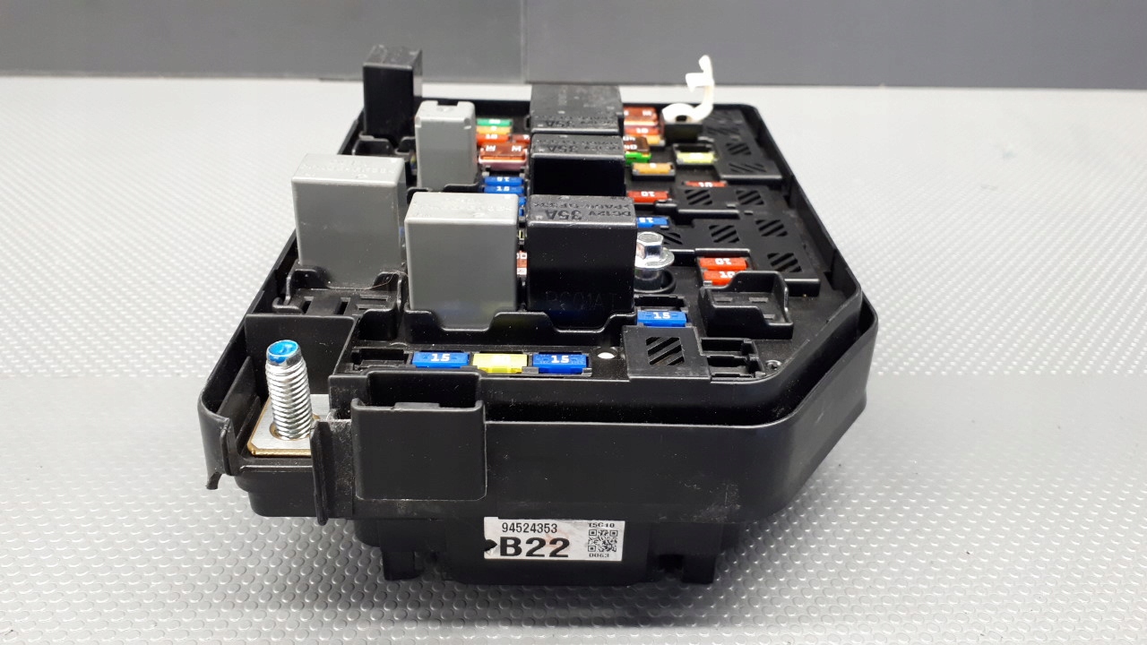 94524353 skrzynka bezpieczników Opel Karl 1.0B 15r Typ samochodu Samochody osobowe