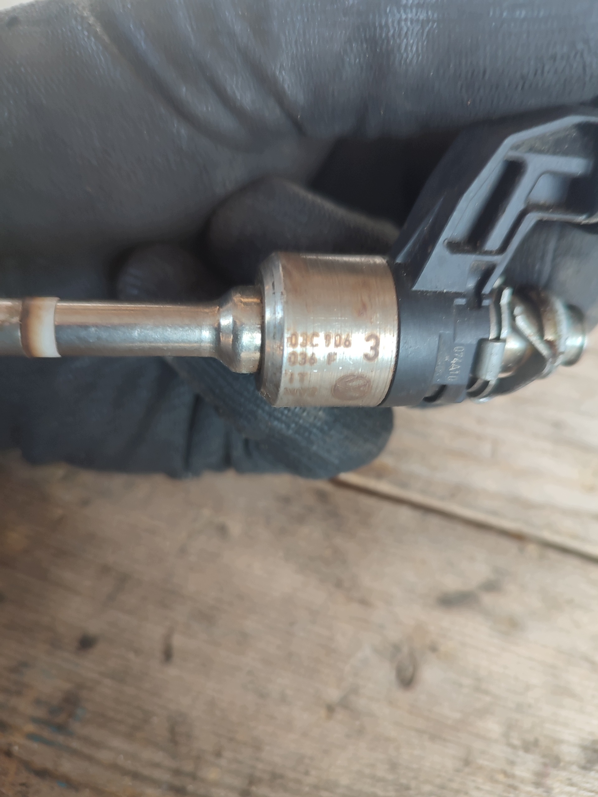 injector Audi A1 03C906036
