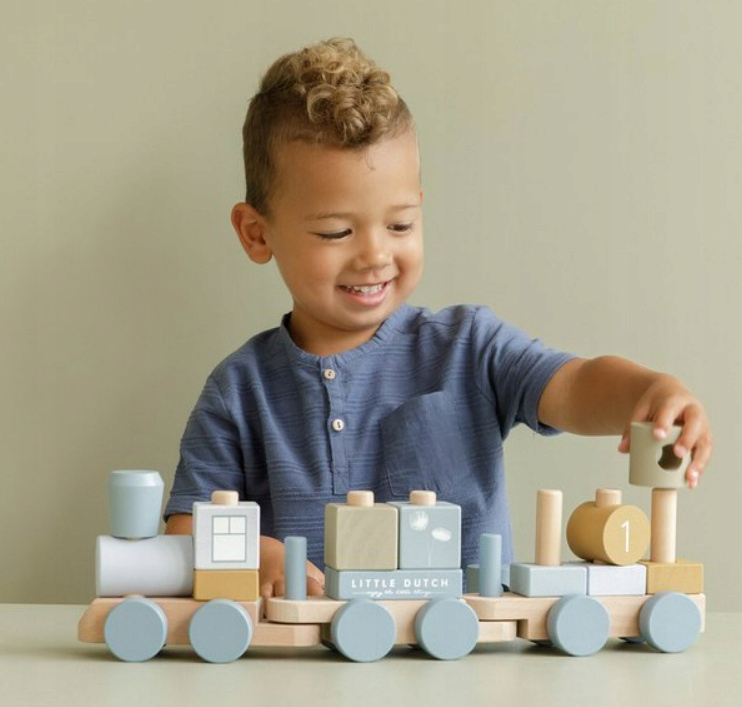 LITTLE DUTCH POCIĄG DREWNIANY Z KLOCKAMI 12mc+ Płeć chłopcy dziewczynki