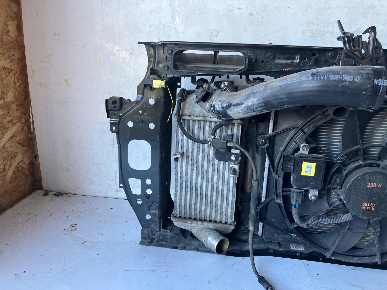 support panel for radiators radiator KOMPLET KIA RIO IV 1.0 T-GDI