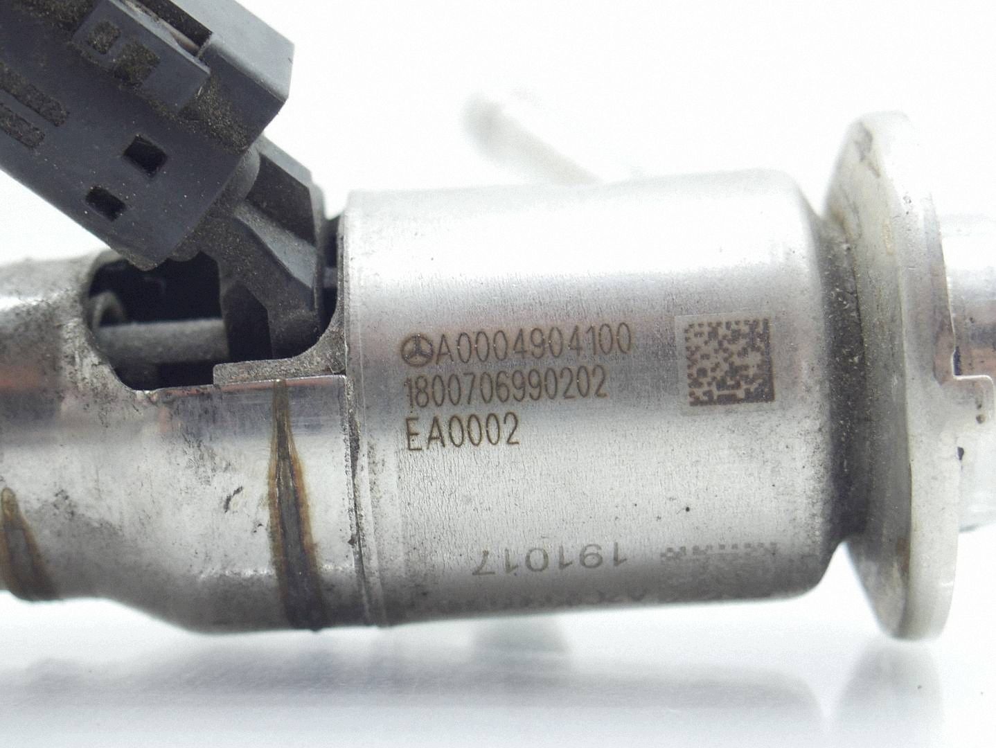 injector nozzle ADBLUE MERCEDES S W222 3.0 CDI A0004904100