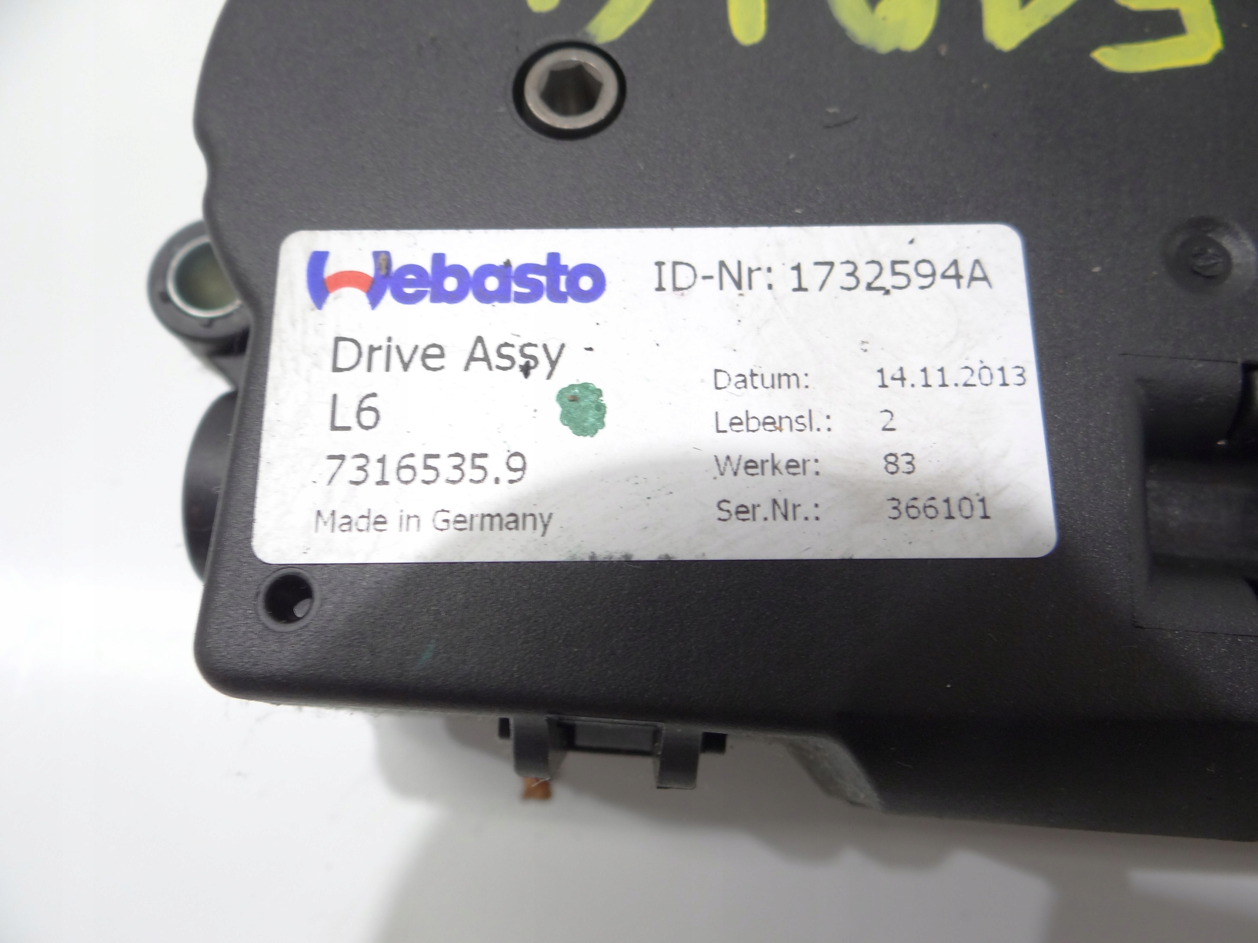 SILNICZEK SZYBERDACHU BMW F10 F11 LCI 7316535 Producent części BMW OE