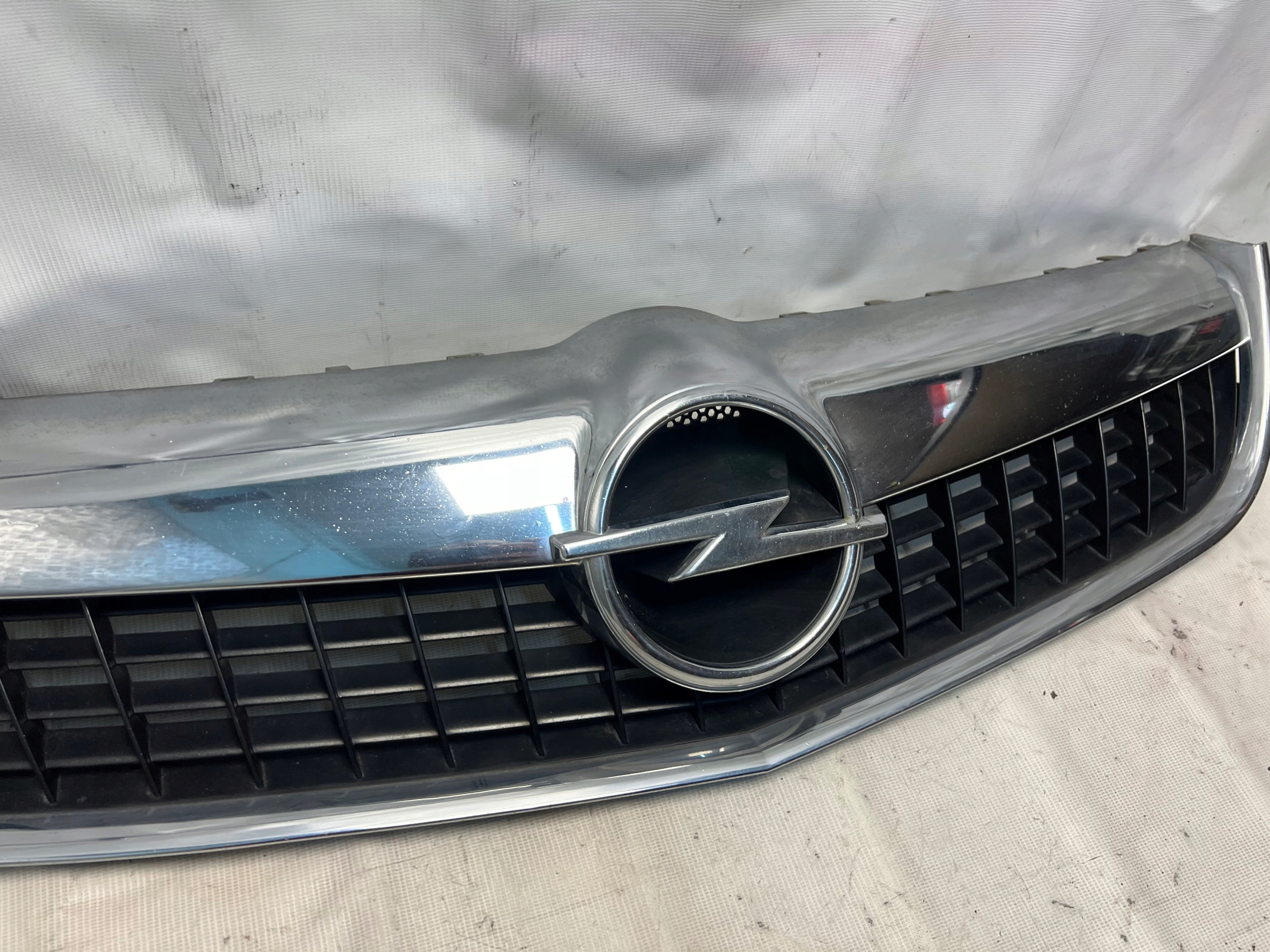 Opel Vectra Kühlergrill FRONTGRILL Kühlergitter 13197512 - Thumbnail 3