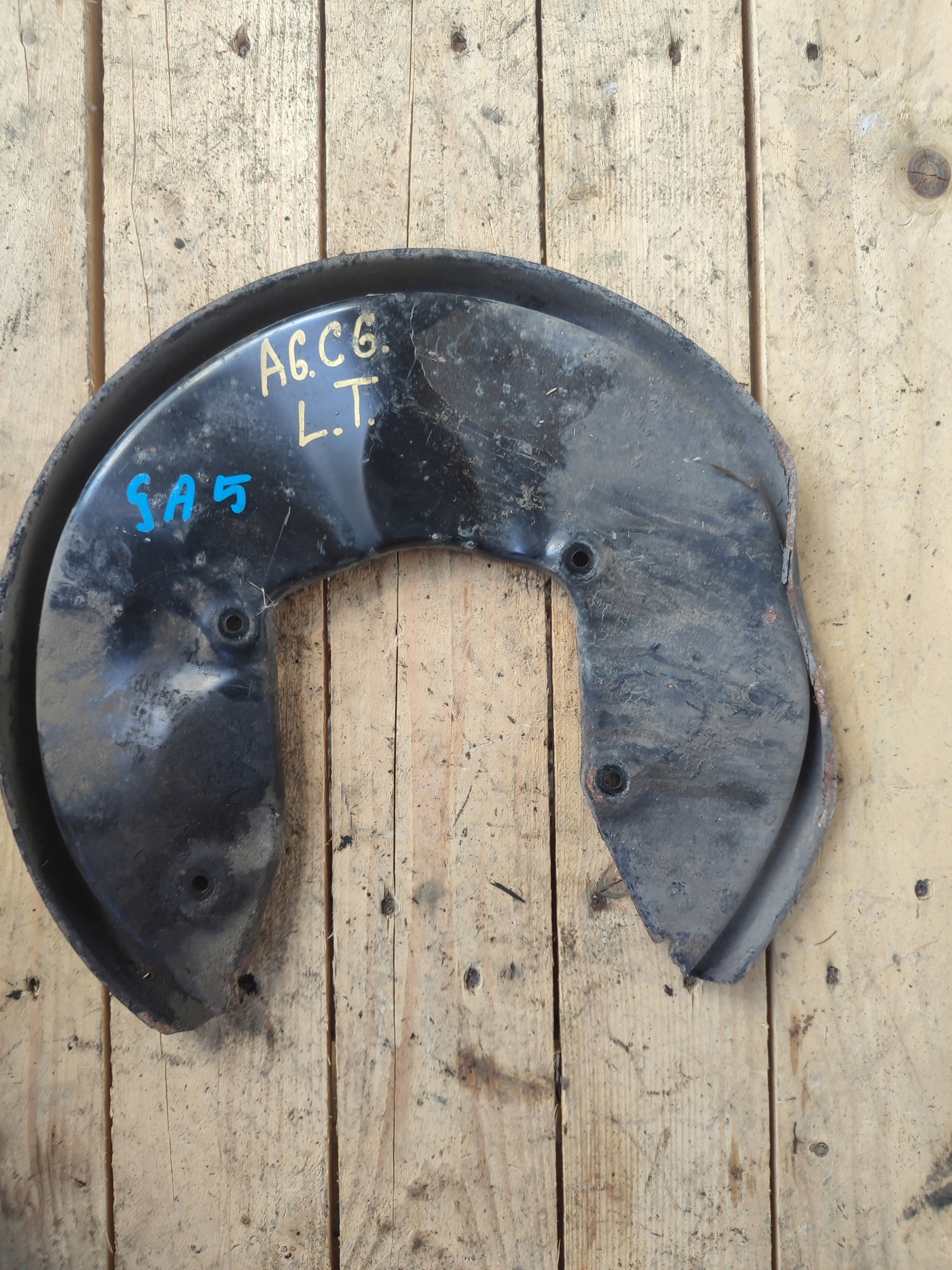 Blende Abdeckung TARCZY HAMULCOWEJ links heck AUDI A6 C6