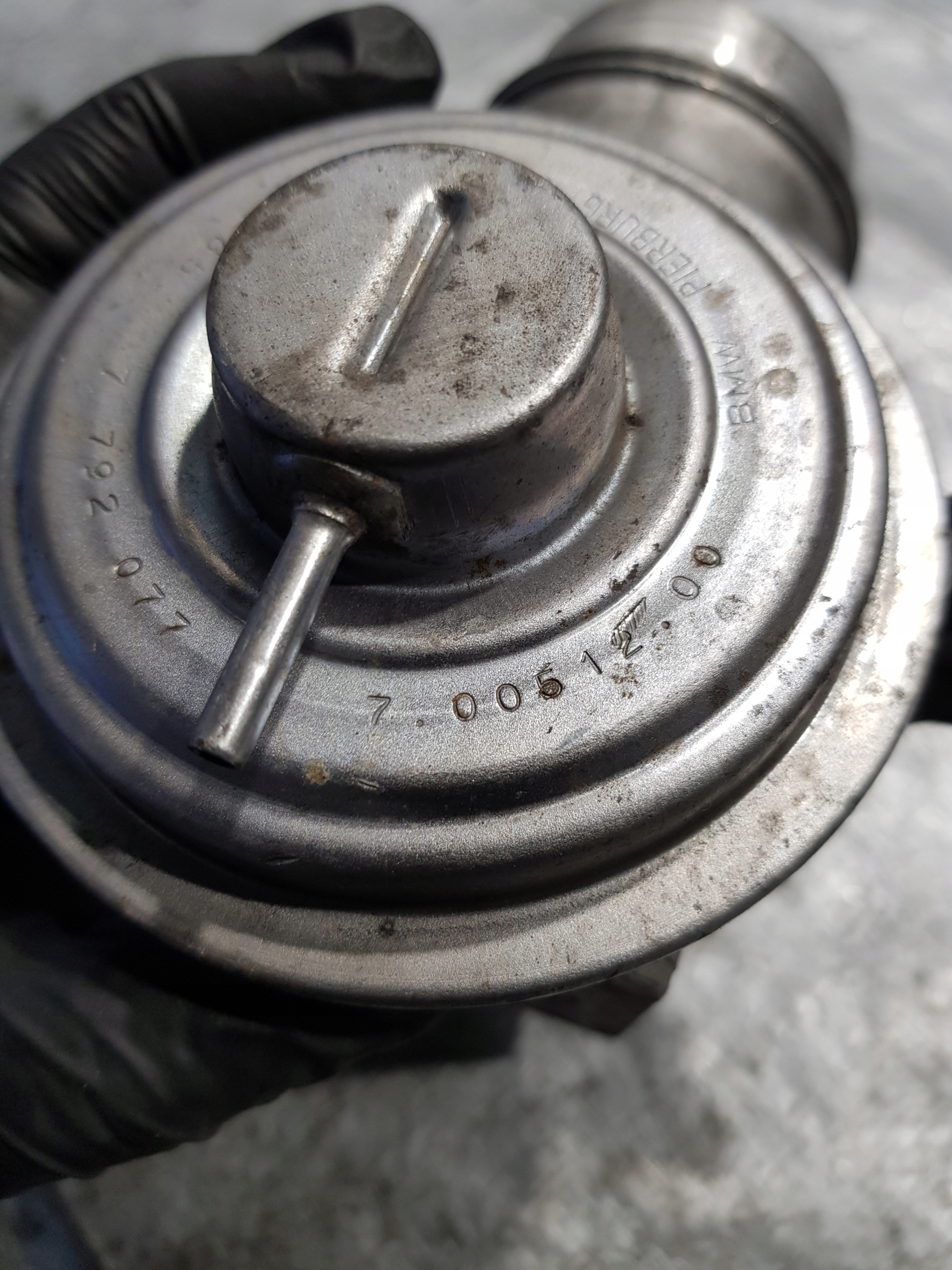 egr ventil 7792077 BMW E87 2.0 D