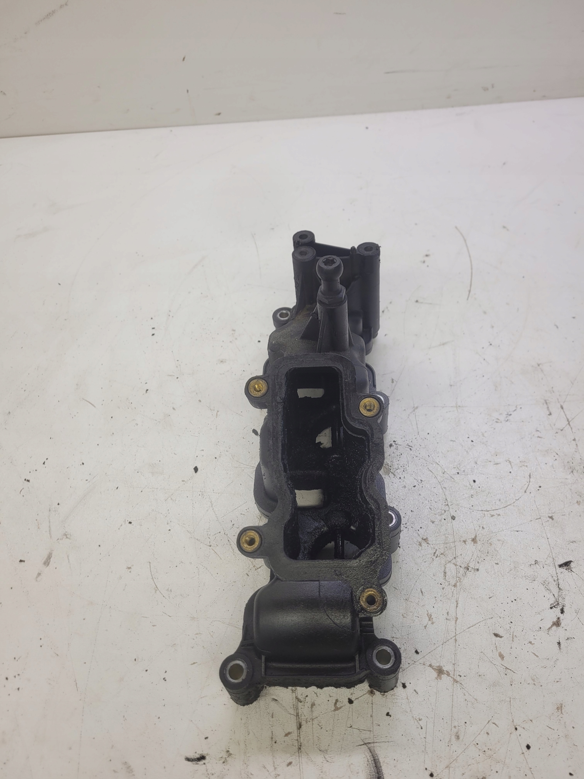 intake manifold AUDI A6 C6 LIFT 2.7 TDI 059129711CG