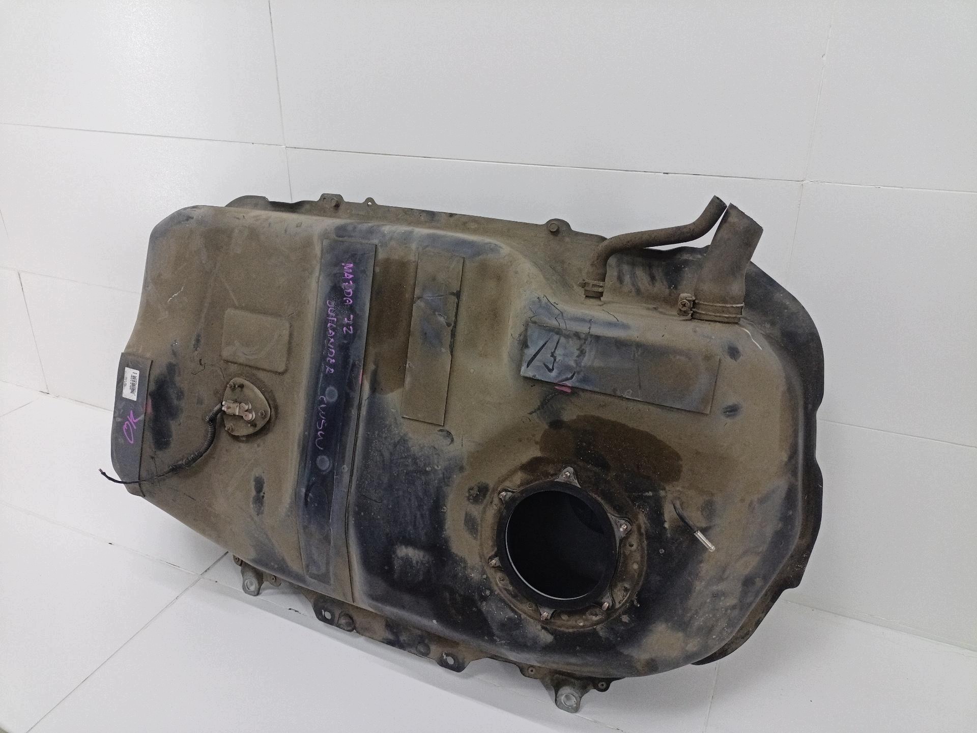 tank Mitsubishi Outlander 2 facelift 2010