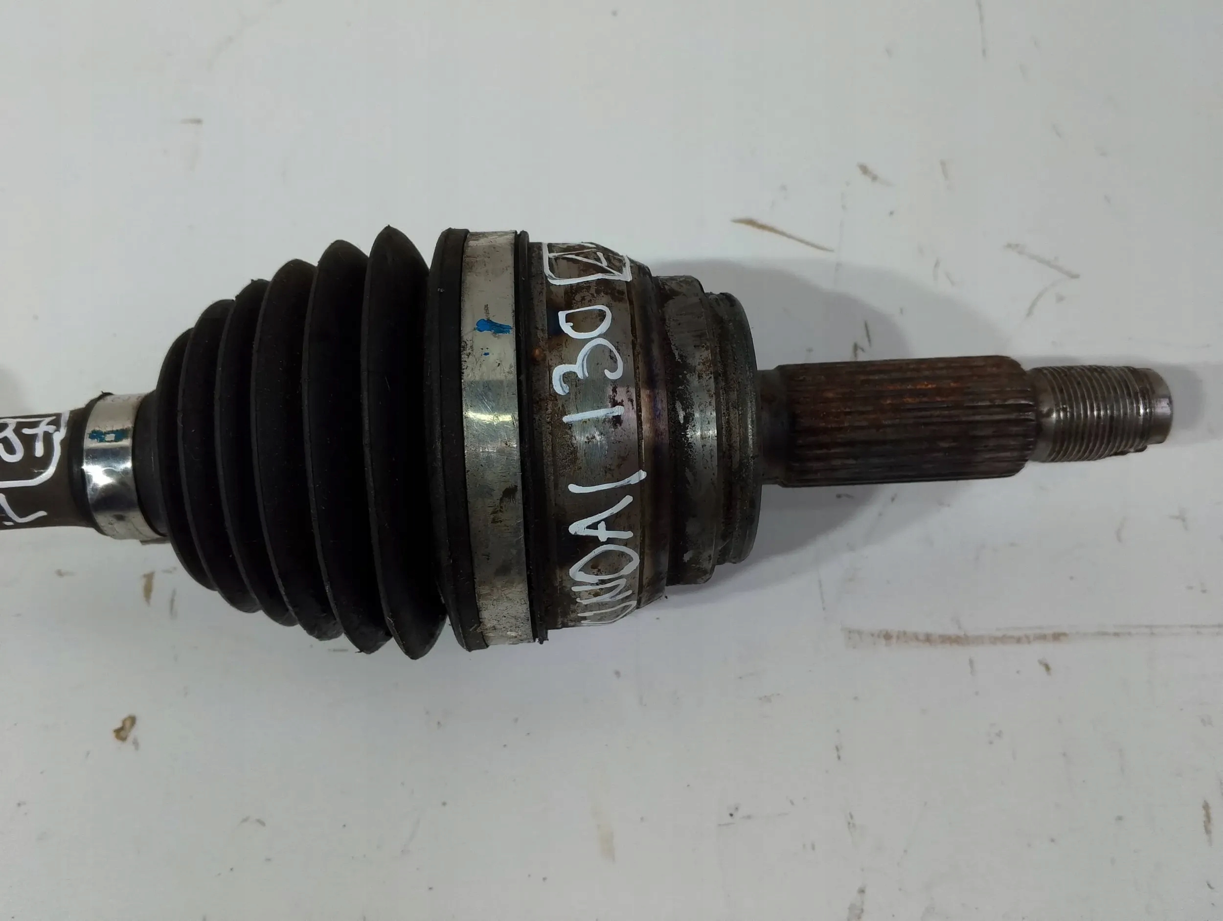 Hyundai i30 semi-axis front left 49500-G4700 (A197)