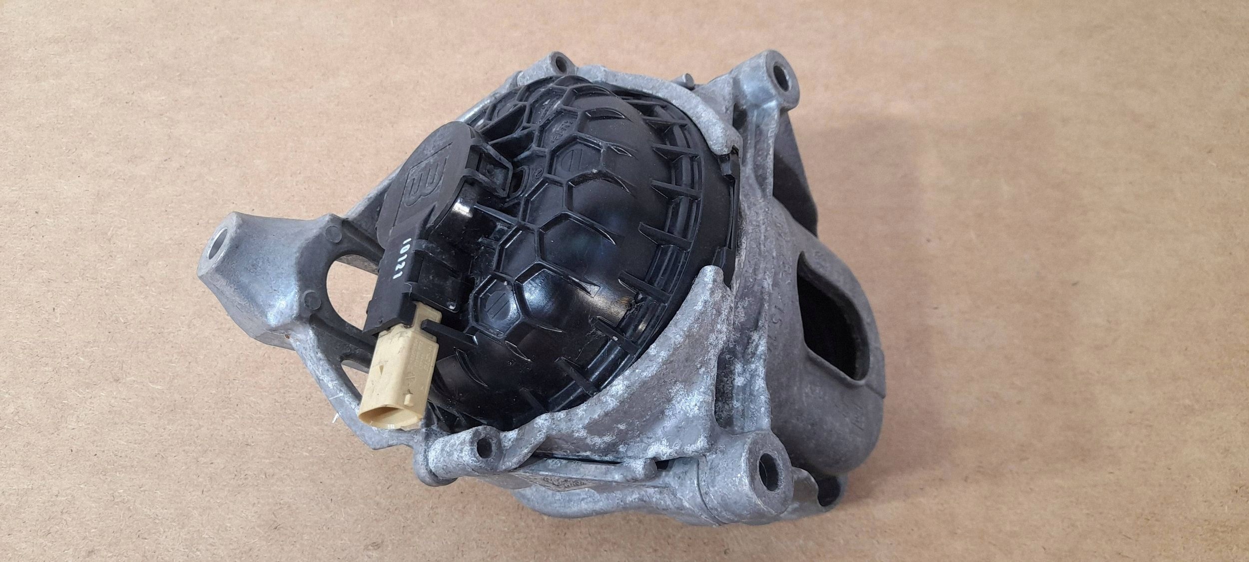 Audi Q5 SQ5 FY 2,0TFSI engine mount right 4M0199372FP (T131)