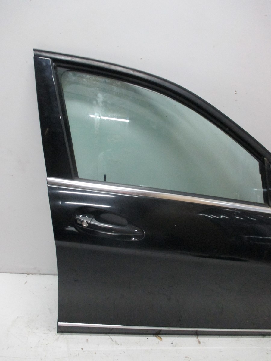 door right front Mercedes C Klasa 204 08R ANGLIK