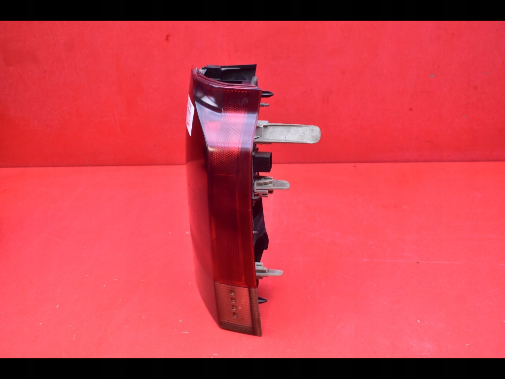 light right rear part rear lower VOLVO V70 2 II LIFT 04-08
