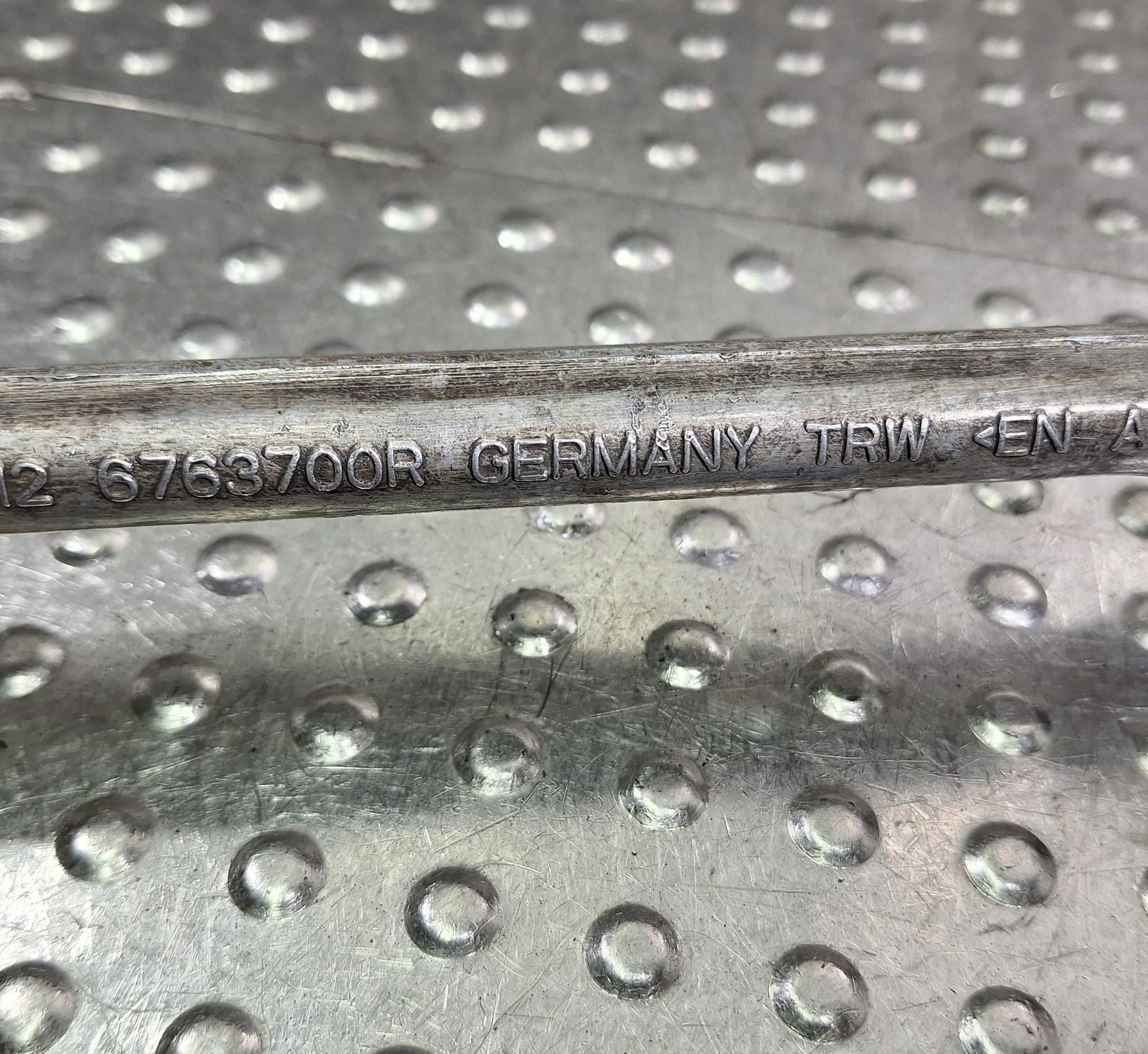 Querlenker rechts vorne 6763700 BMW E81 E82 E87 E88 E90 E91 E92 E93