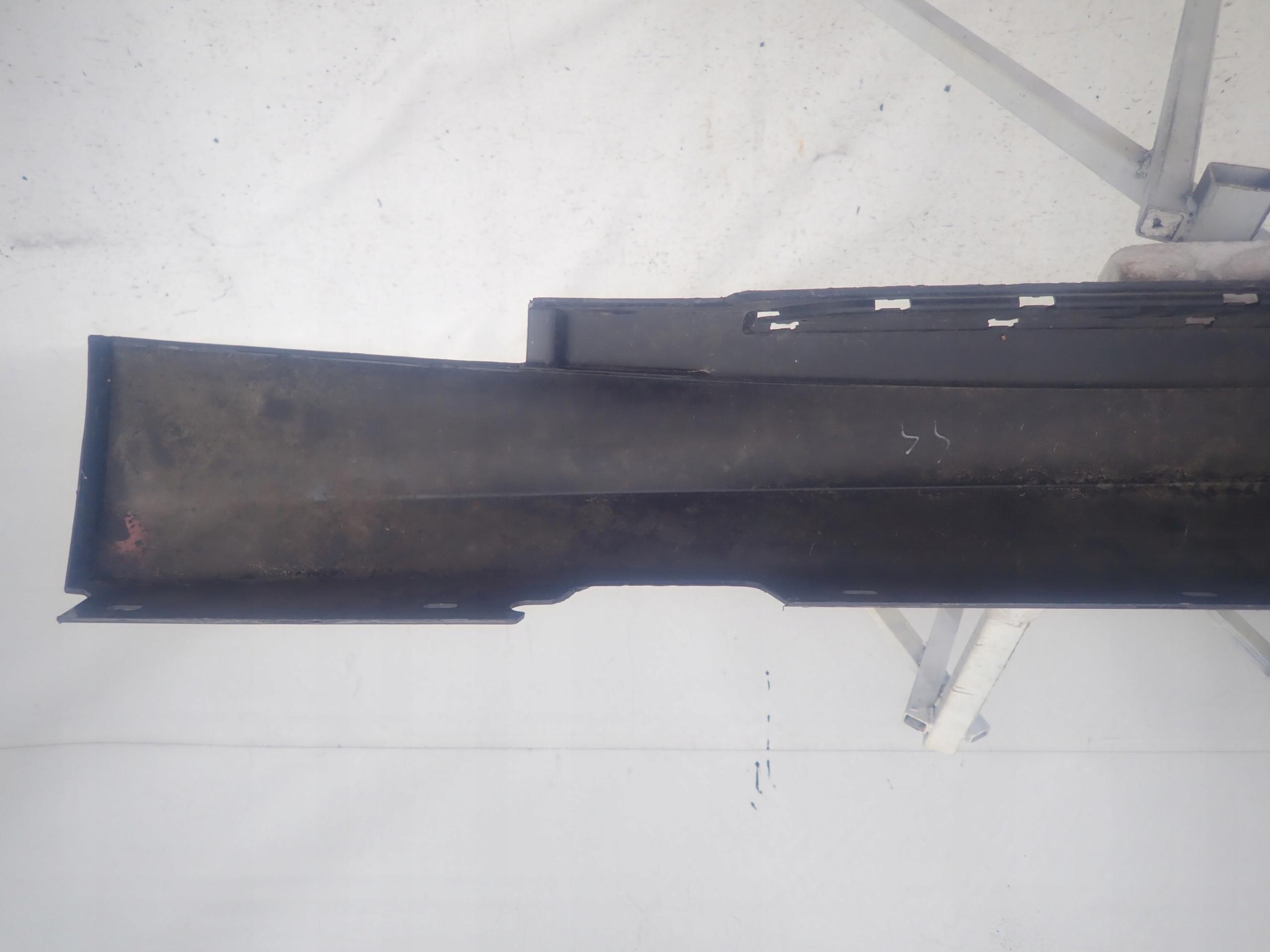 BMW 1 E87 04- threshold right moulding threshold right