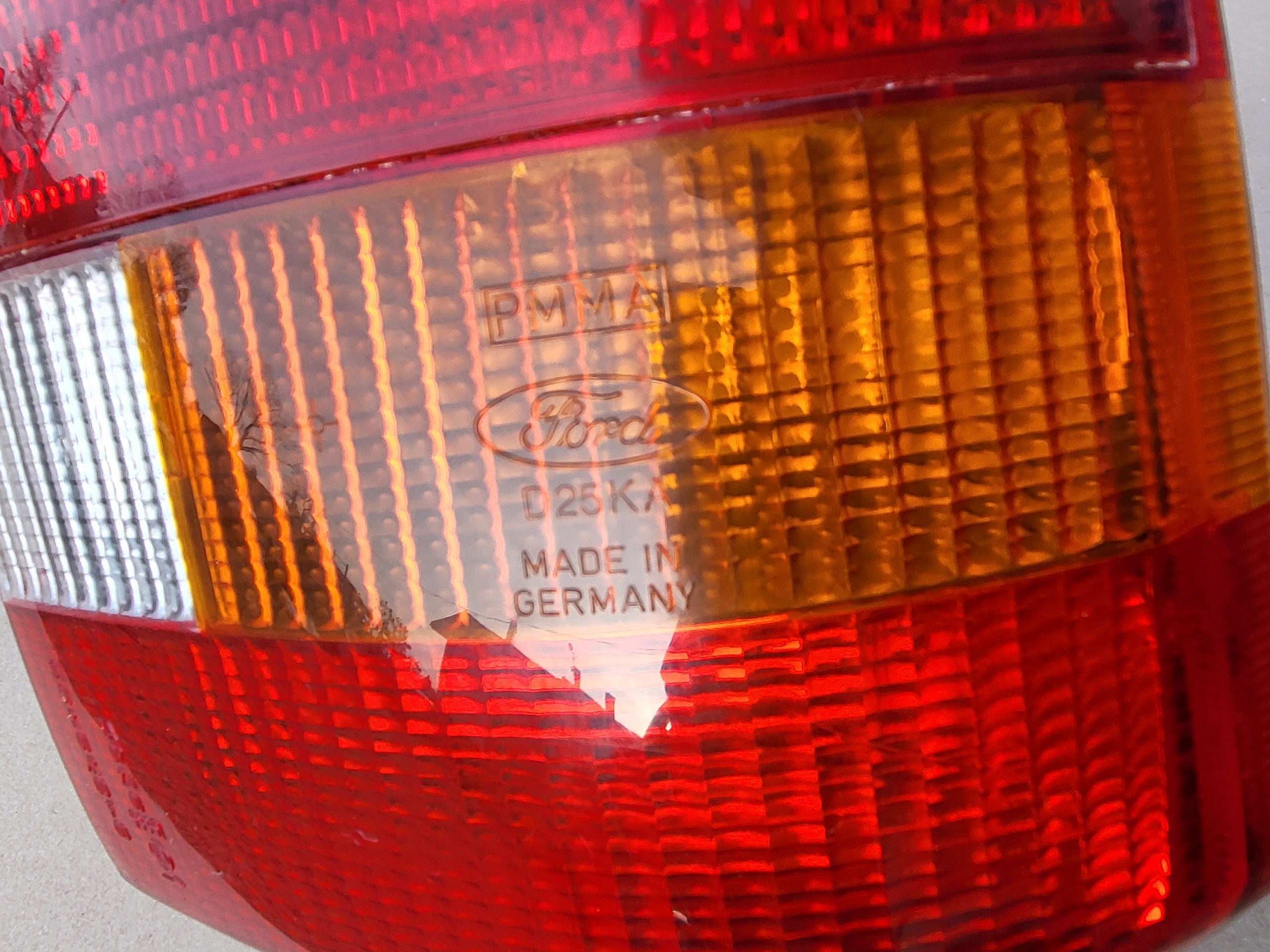 light rear part rear right FORD SIERRA KOMBI OE EU
