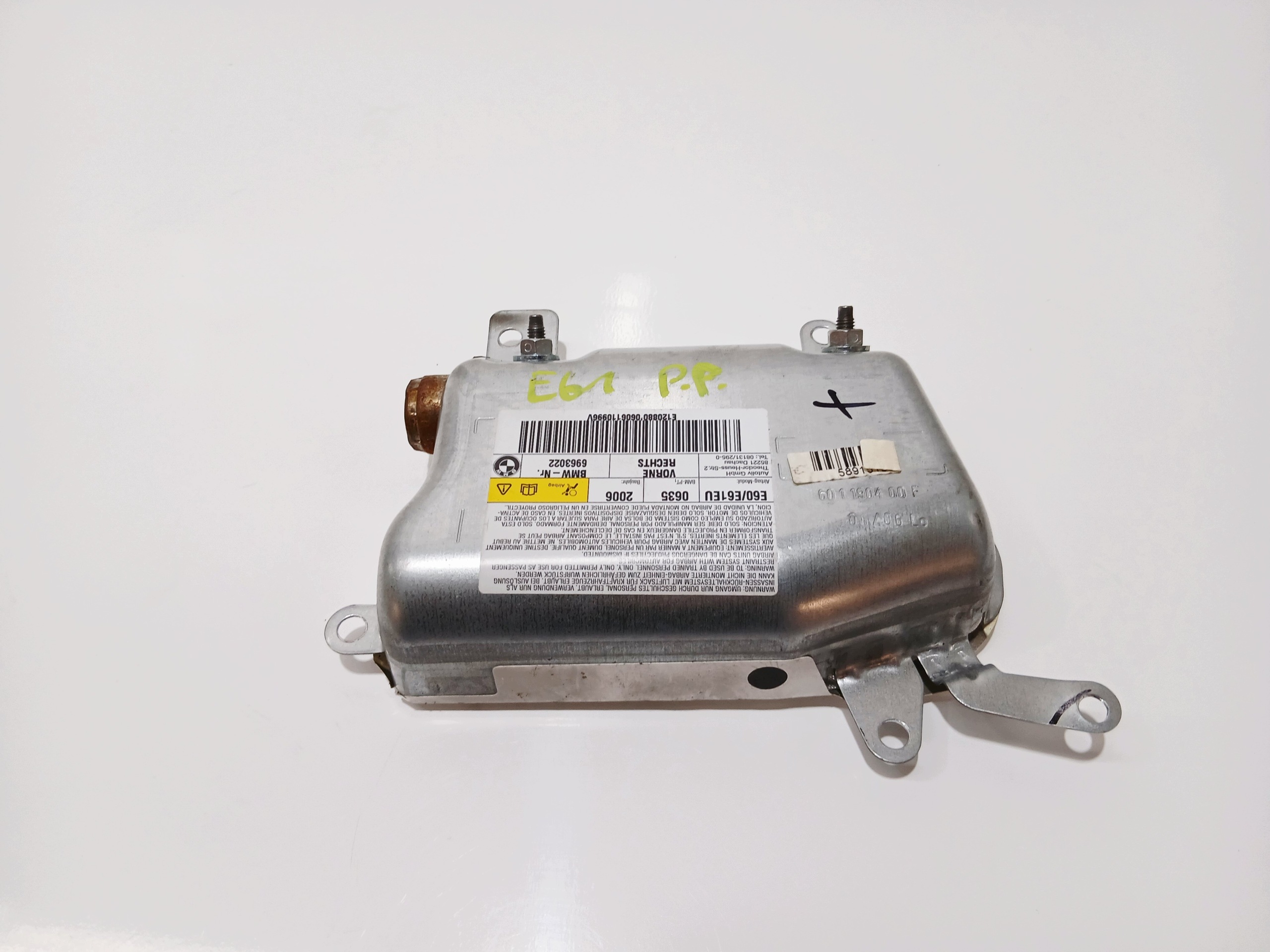 airbag door right front BMW E60 E61 6963022 (0001345)