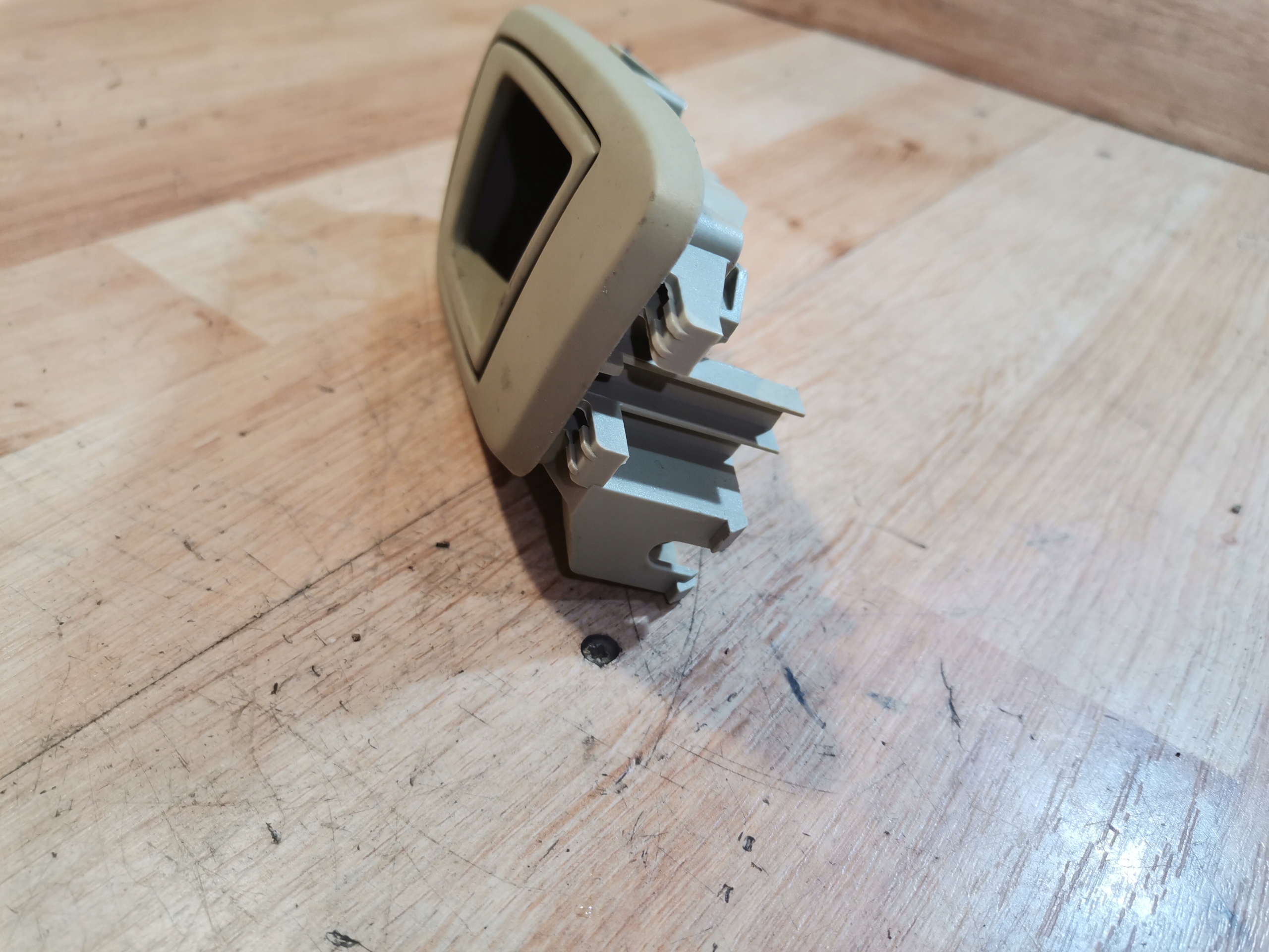 ручка двери внутренняя Ford OE 8A61-A22600-CEW