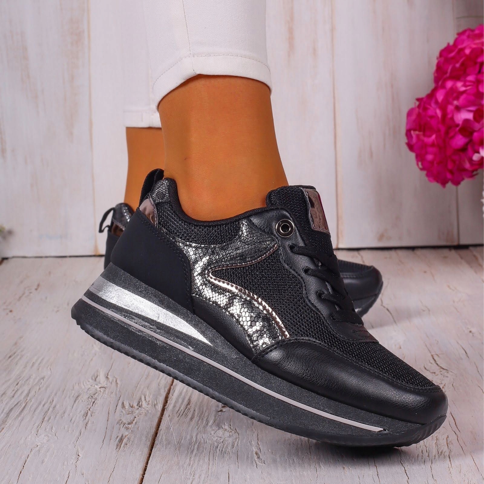 BUTY DAMSKIE CZARNE SPORTOWE SNEAKERSY WSUWANE 39 Rozmiar 39