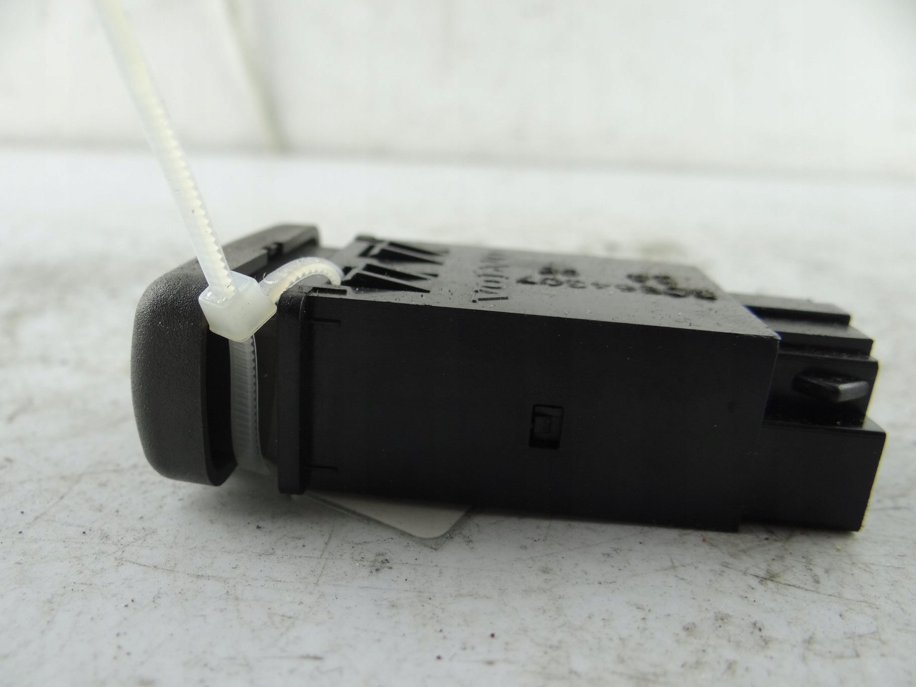 switch BLOKADY door VOLVO S40 30864307