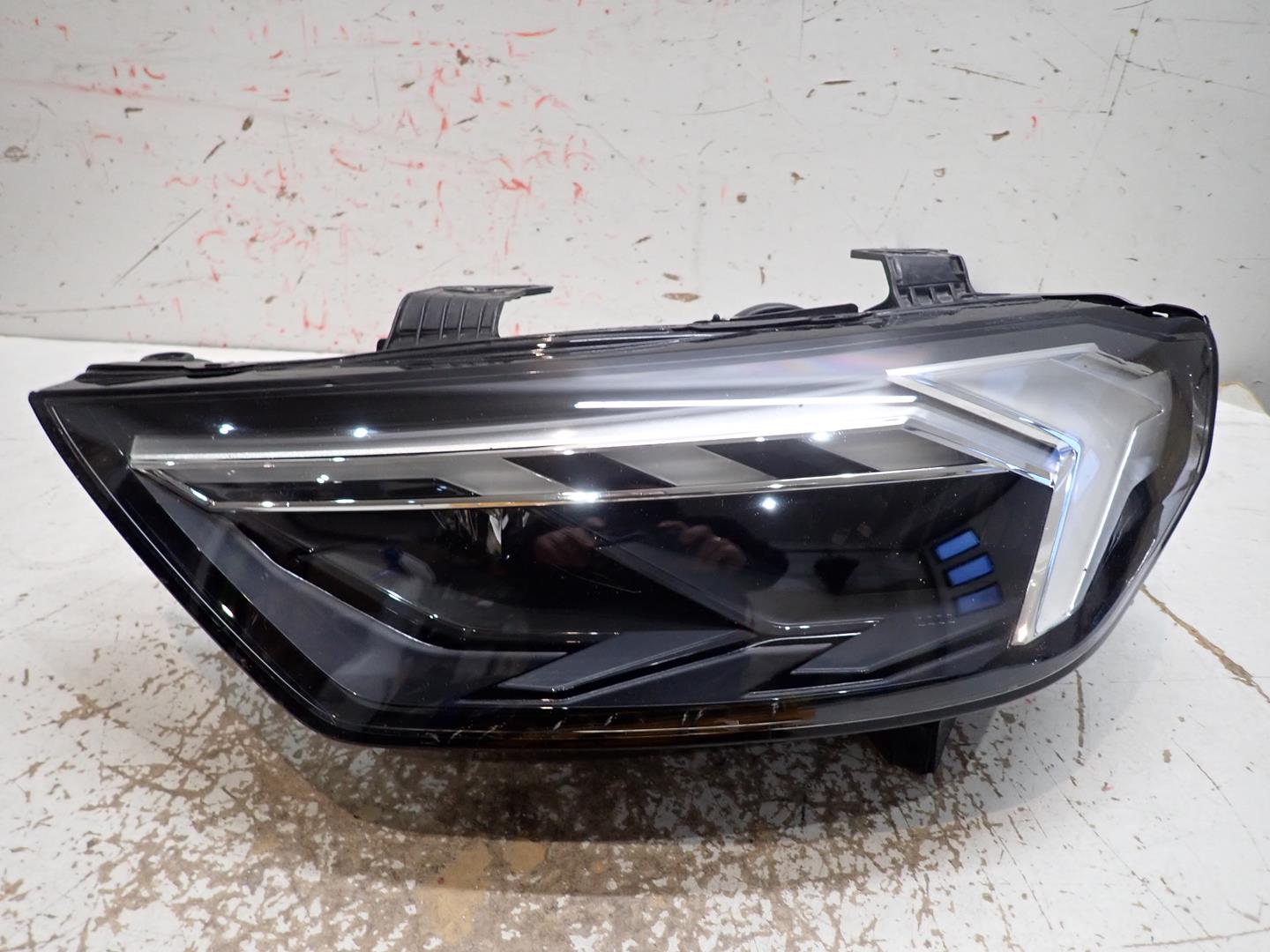 light front front left AUDI A1 II 2019- FULL LED 82A941033