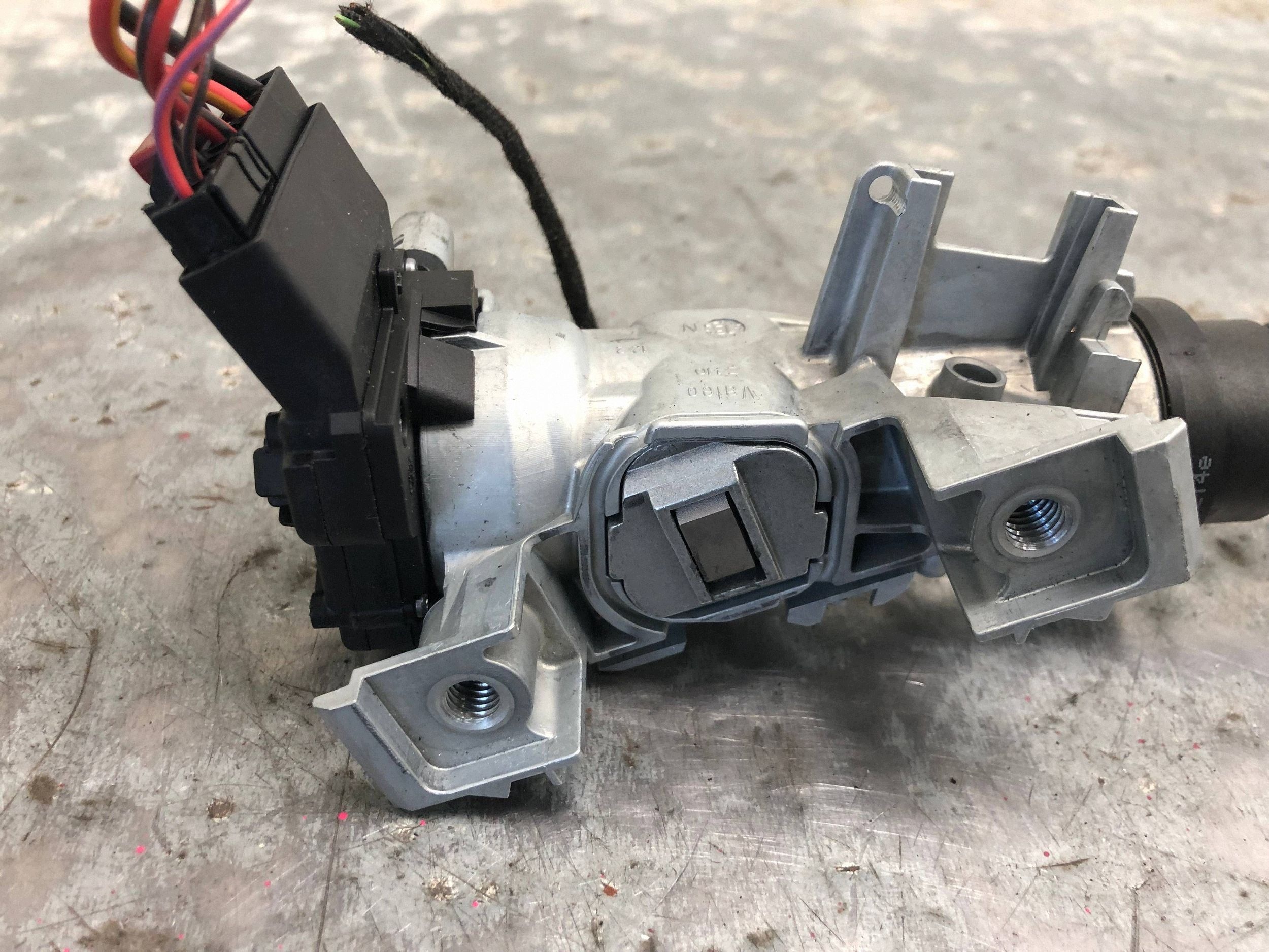 ignition + key VW UP 6RA905865