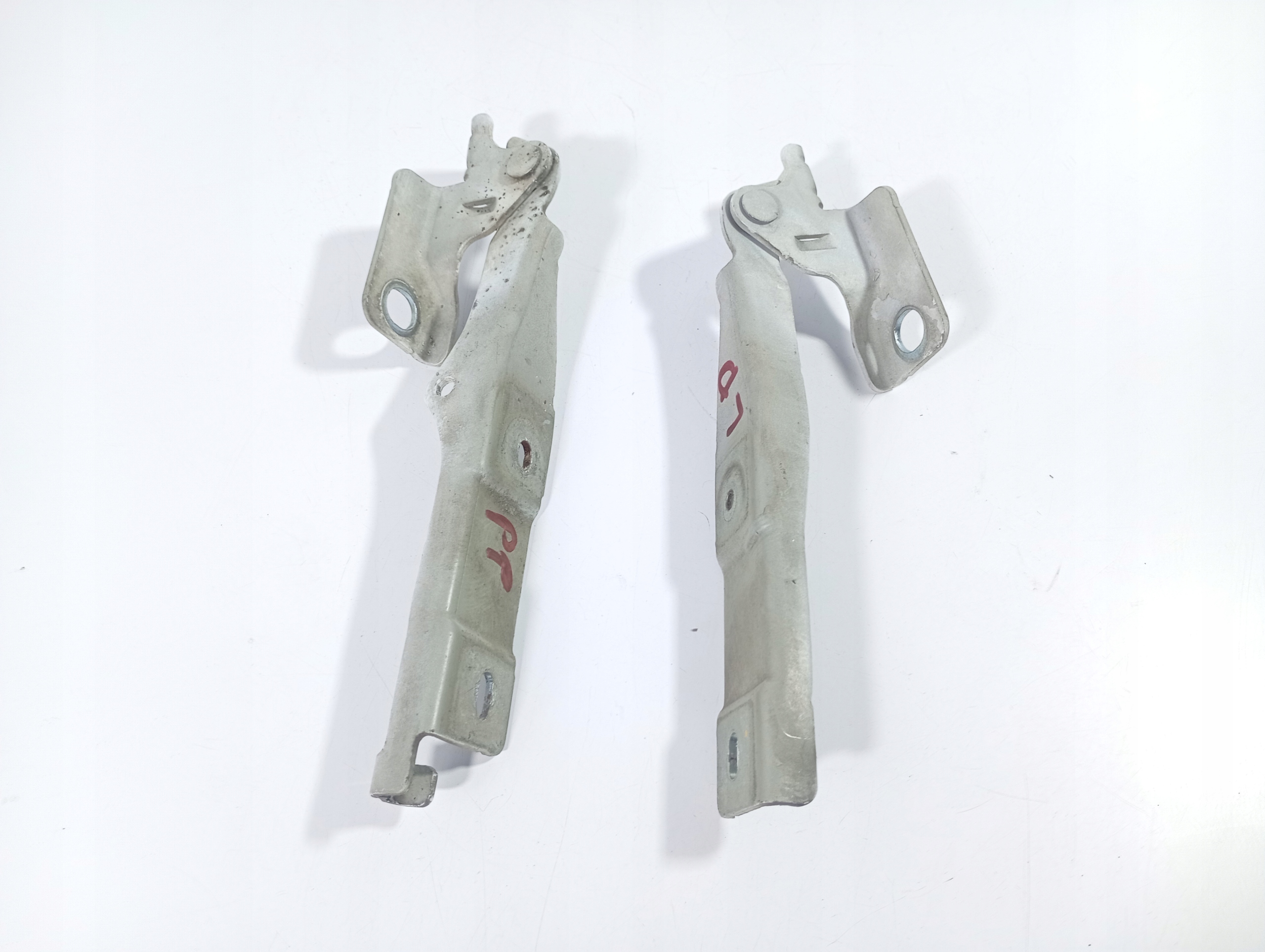 bonnet hinges front OE 9683552580 Citroen C3 II 2 09-13
