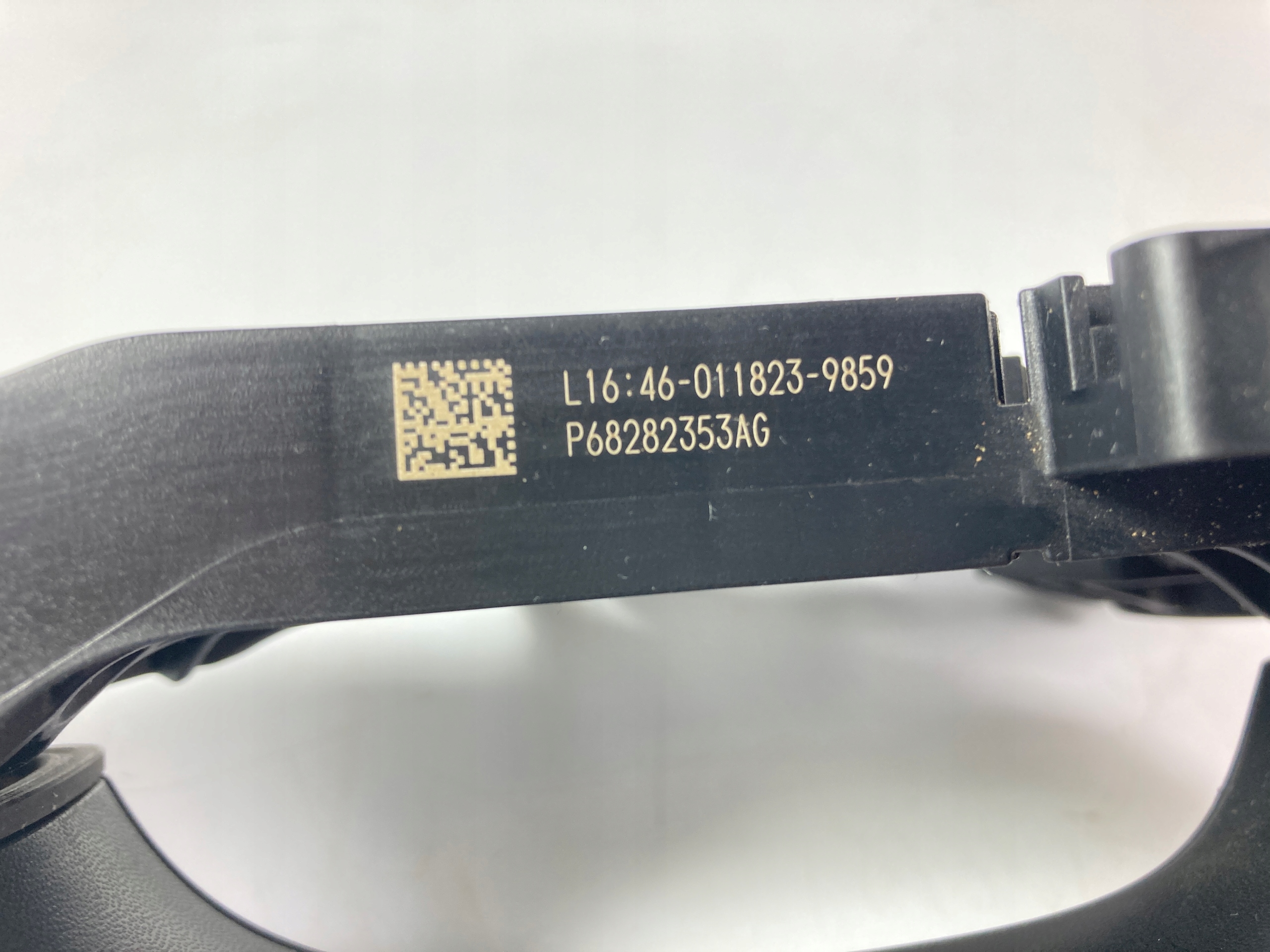 Jeep Wrangler handle exterior left front front keyless 2018-26