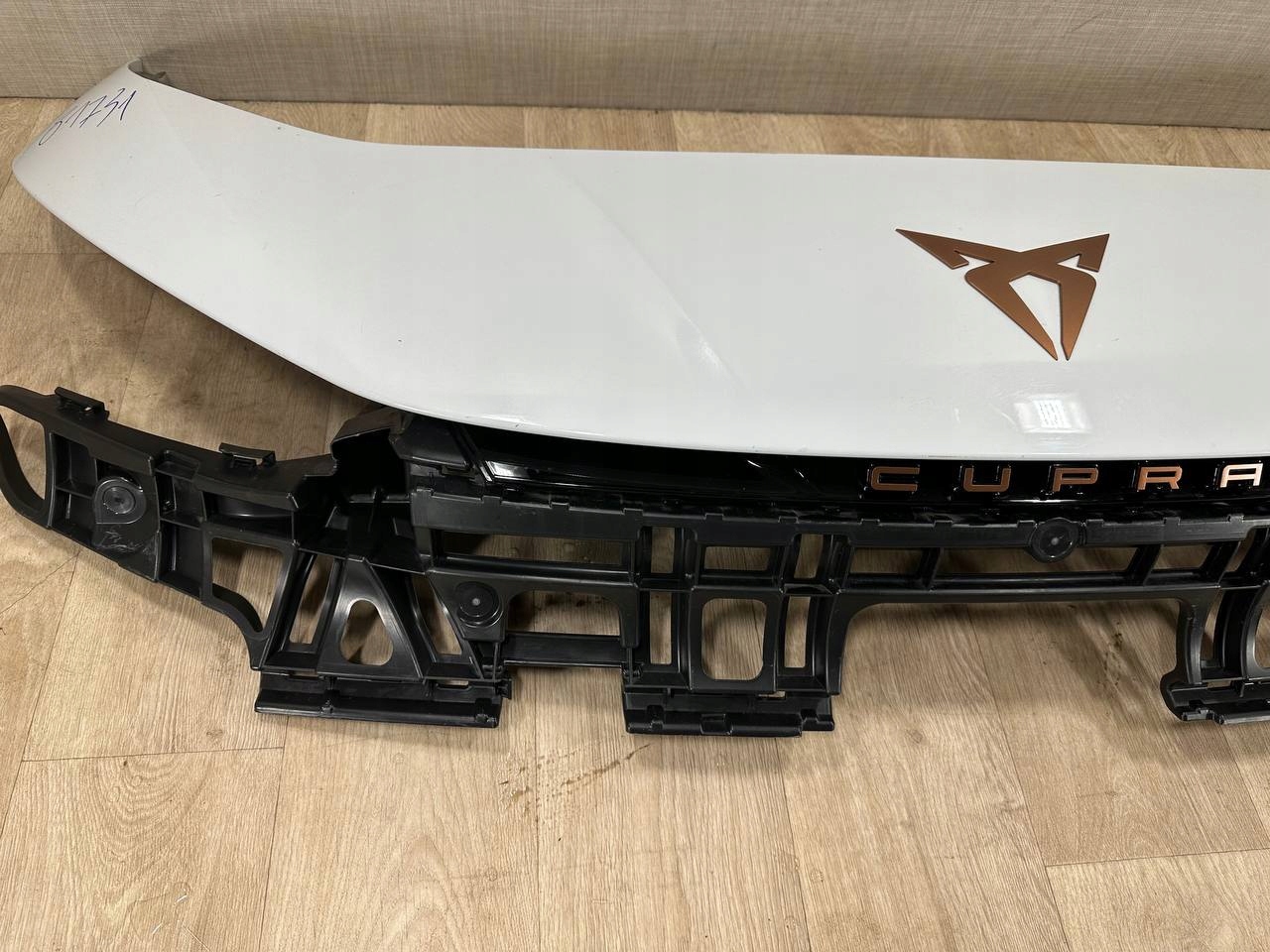 CUPRA BORN 2021-> pillar support bumper front 10E807231