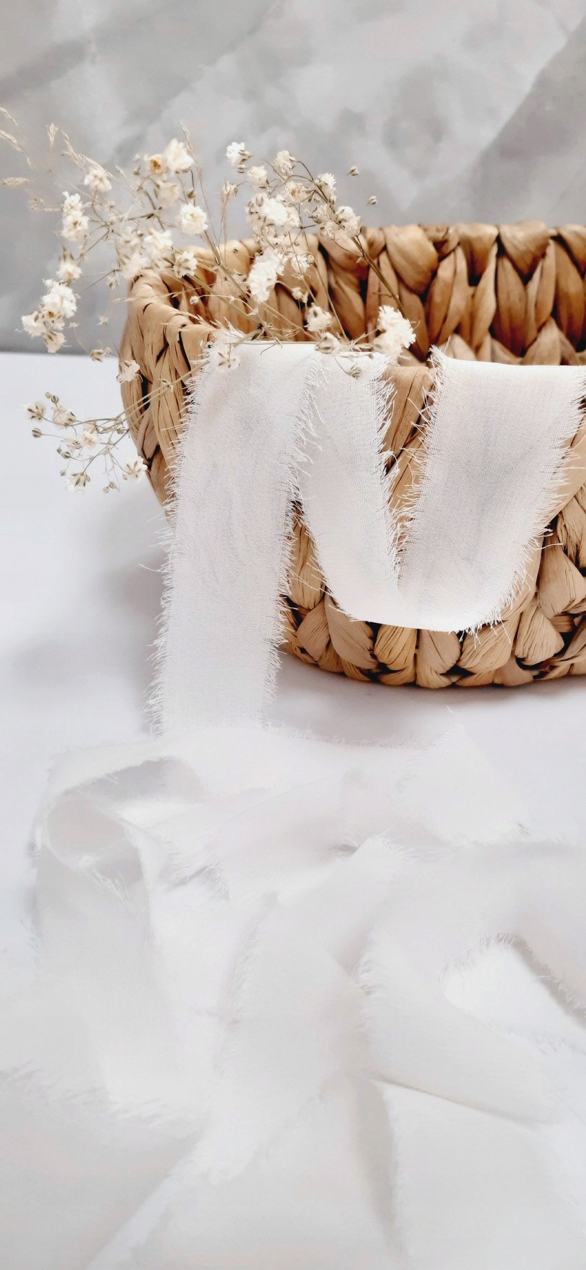 

Waniliowa Wstążka Rwana ślub 3/145 Szyfonowa