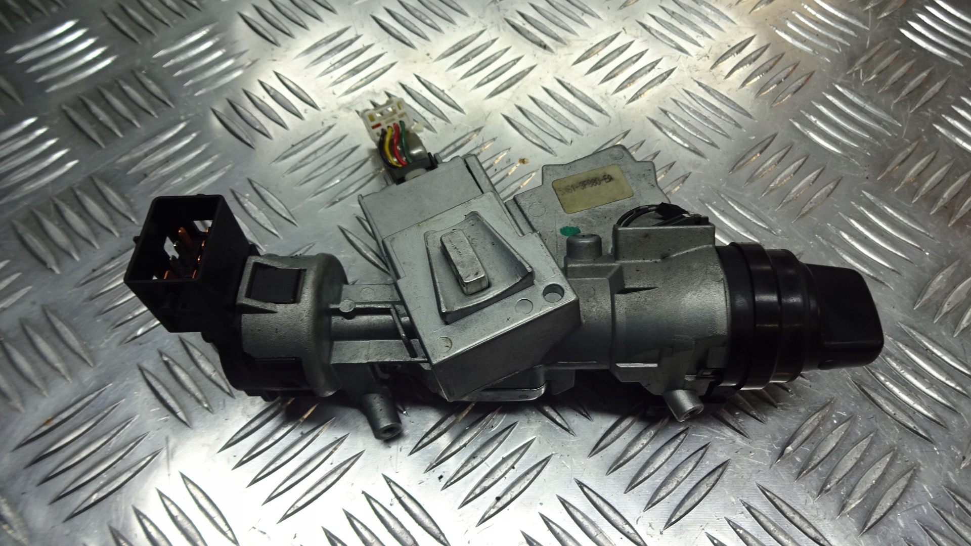 ЗАМОК ЗАЖИГАНИЯ MAZDA 3 BK 1.6 5N61-3F880-EA