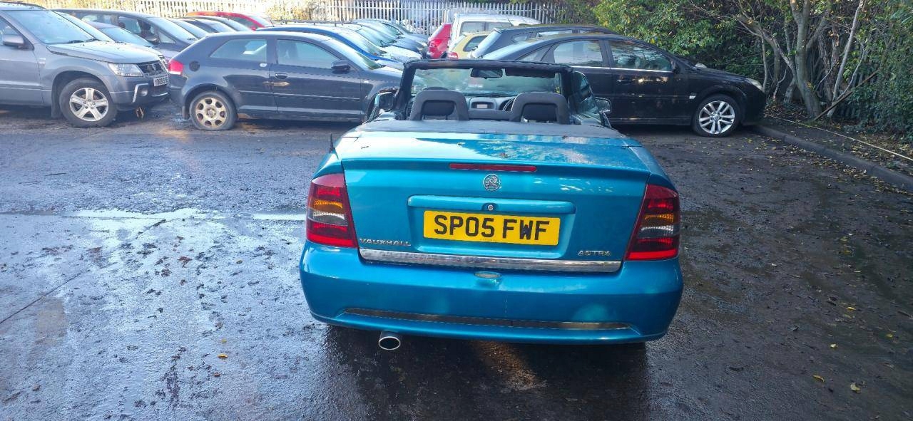 moulding bonnet Opel Astra G 2005 93240976