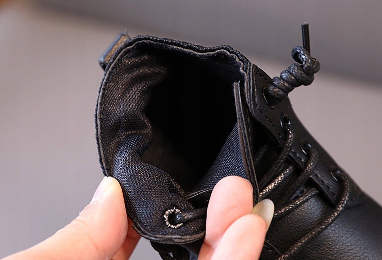 BUTY WIOSNA JESIEŃ DZIECIECE BOTKI WYGODNE R.28 Kod producenta 1-F