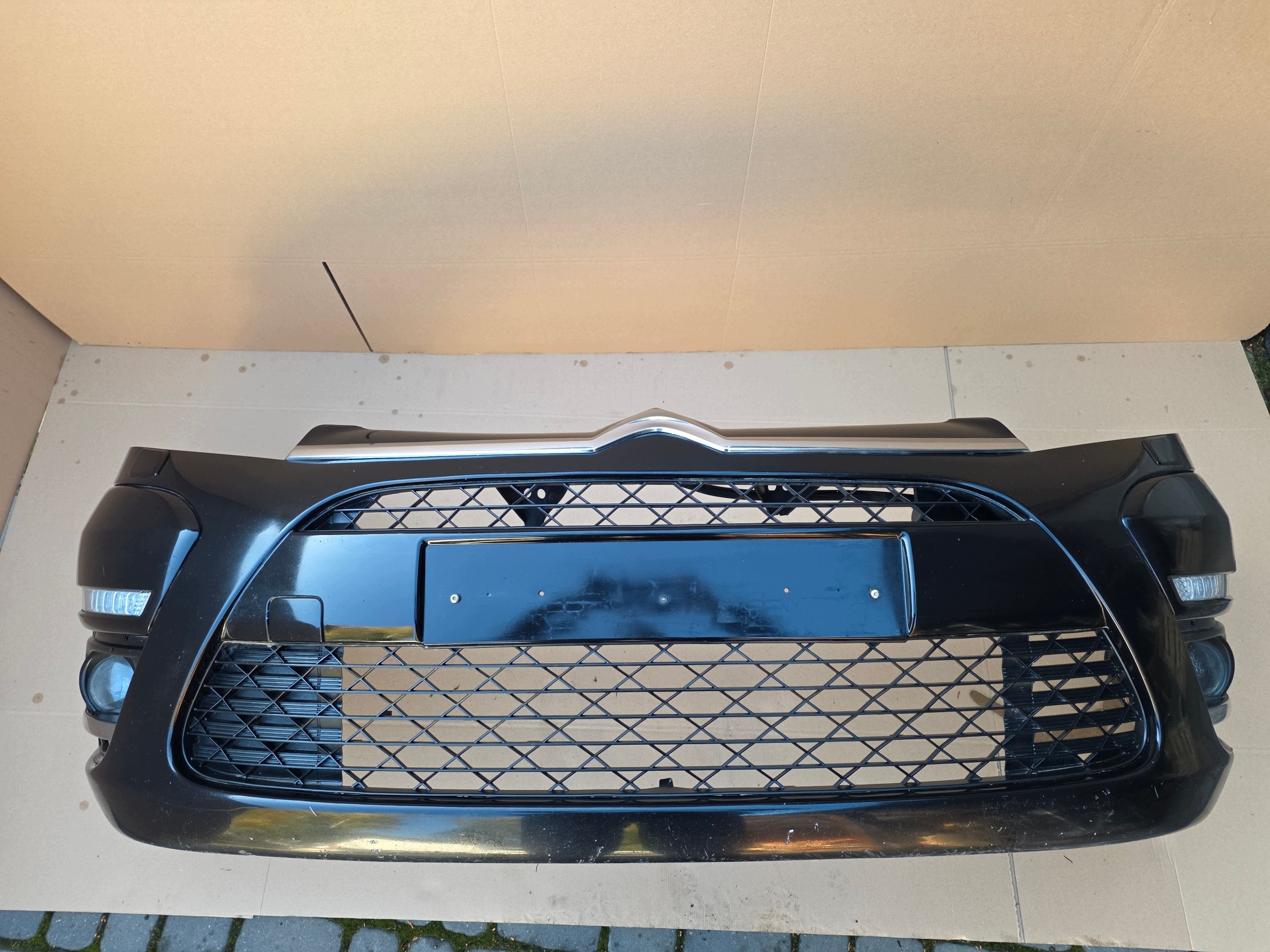 bumper front front CITROEN C4 PICASSO and LIFT LED xenon washers