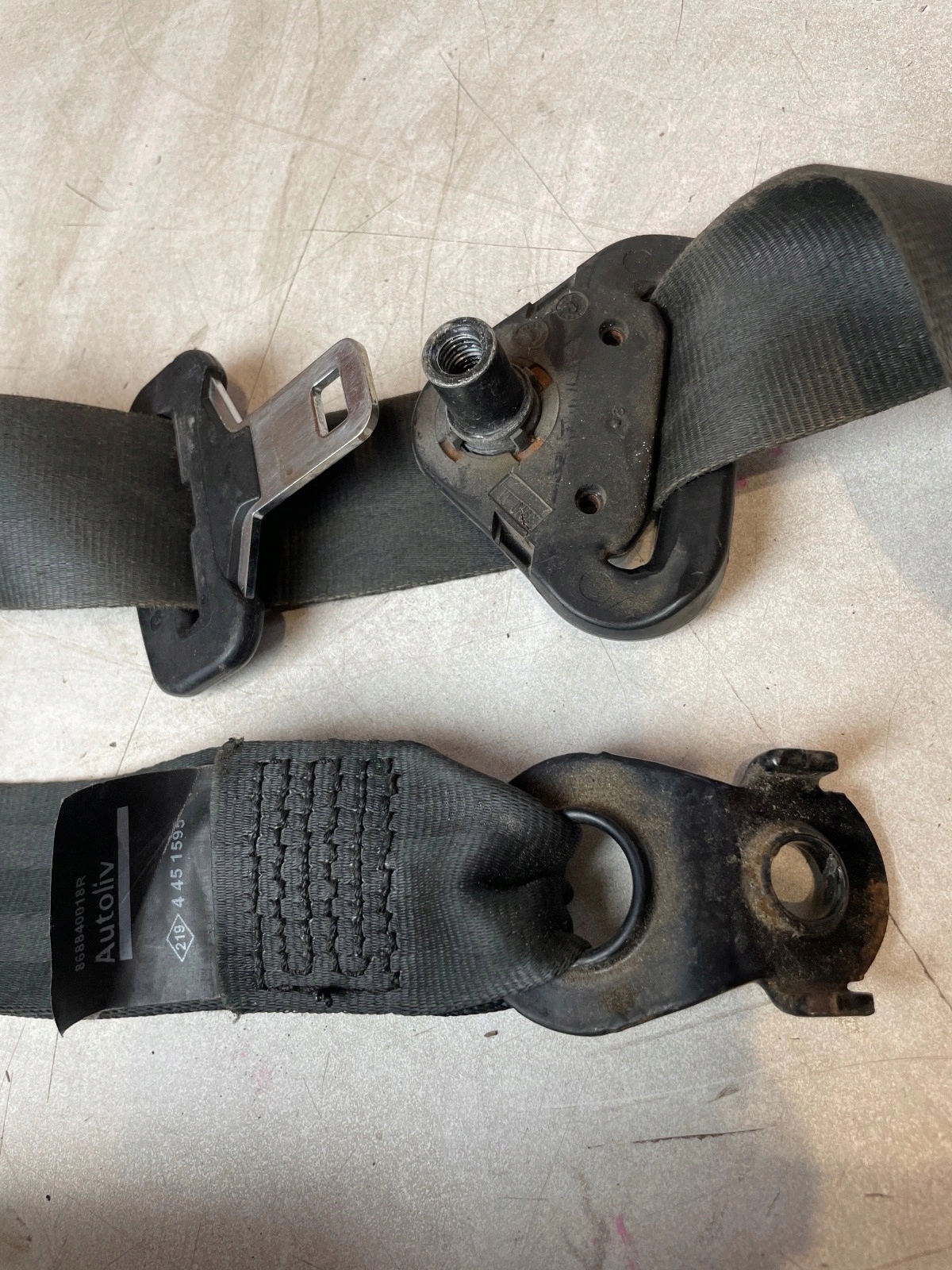 tension belt safety front front left Renault Master III lift