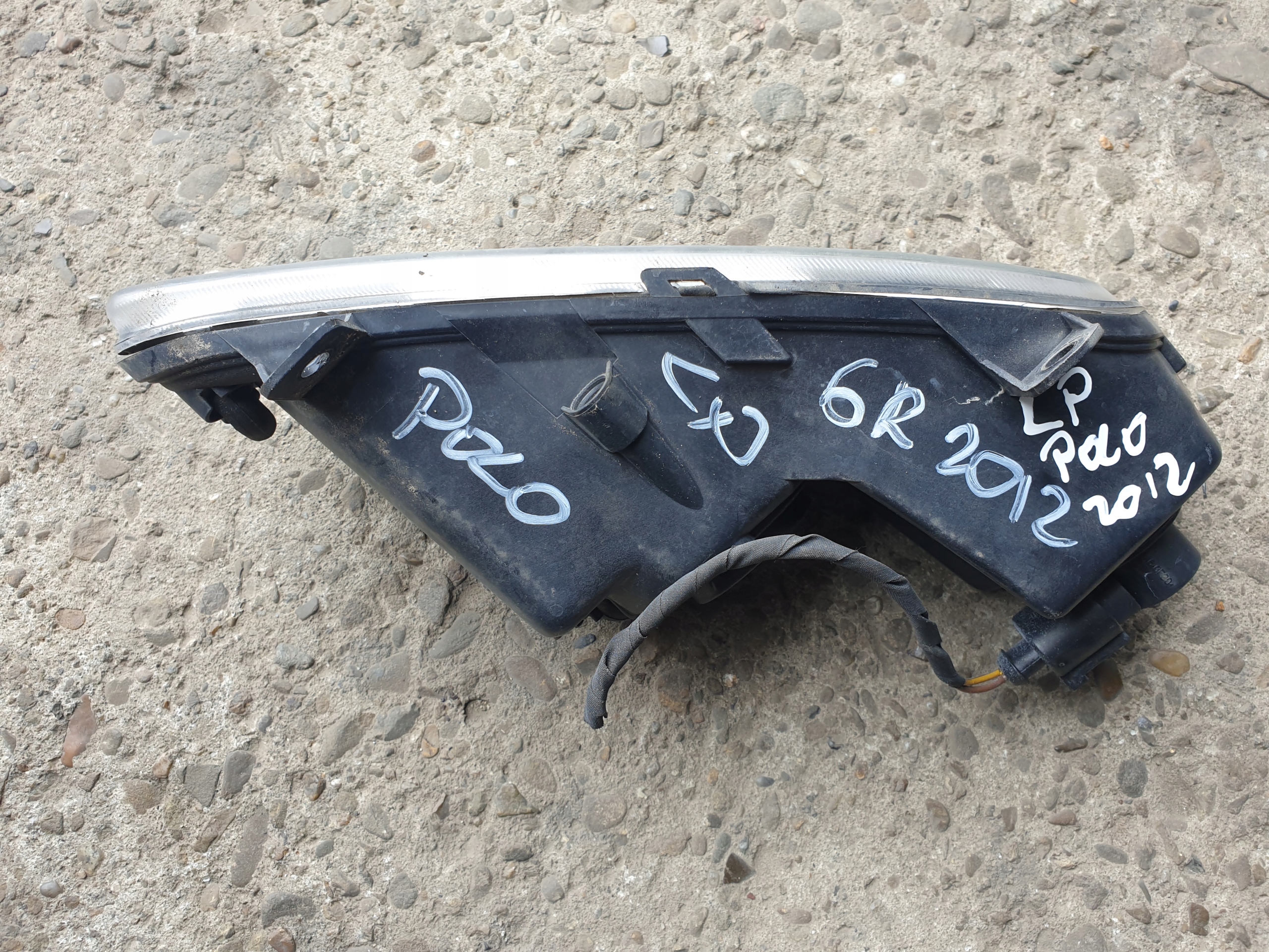 Nebelscheinwerfer links VW POLO 5 V 6R 2009