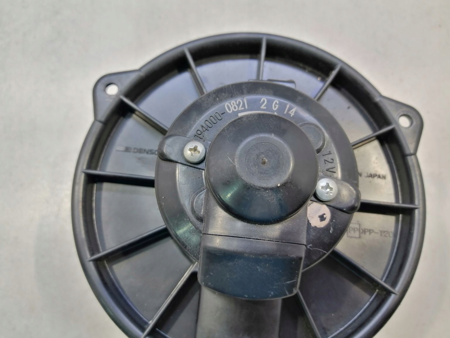 heating air conditioning devices TOYOTA YARIS and 1.0