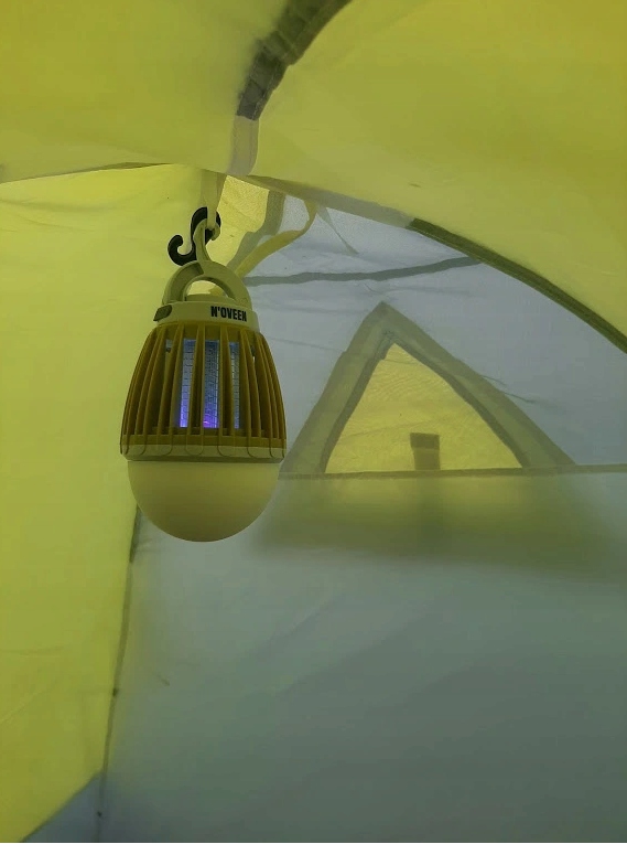 LAMPA NA OWADY KOMARY 2w1 LAMPKA AKUMULATOR NAMIOT TURYSTYCZNA Moc 5 W