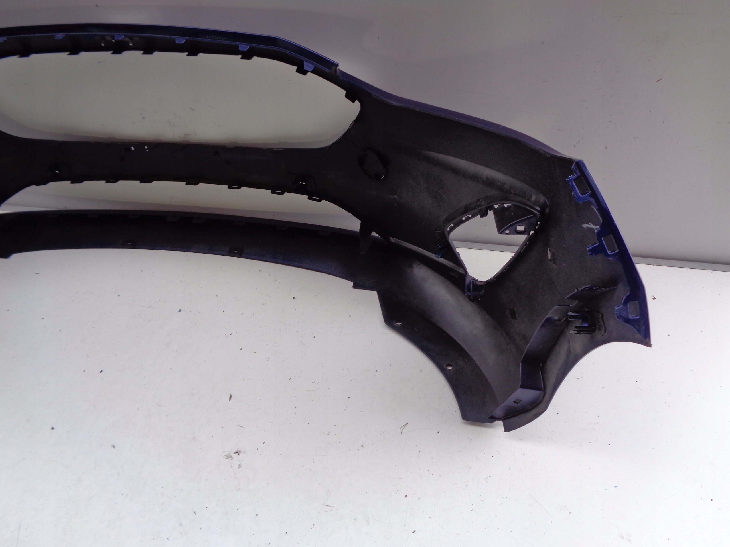 FRONTSTOSSSTANGE FORD FIESTA MK8 17- NR 24554