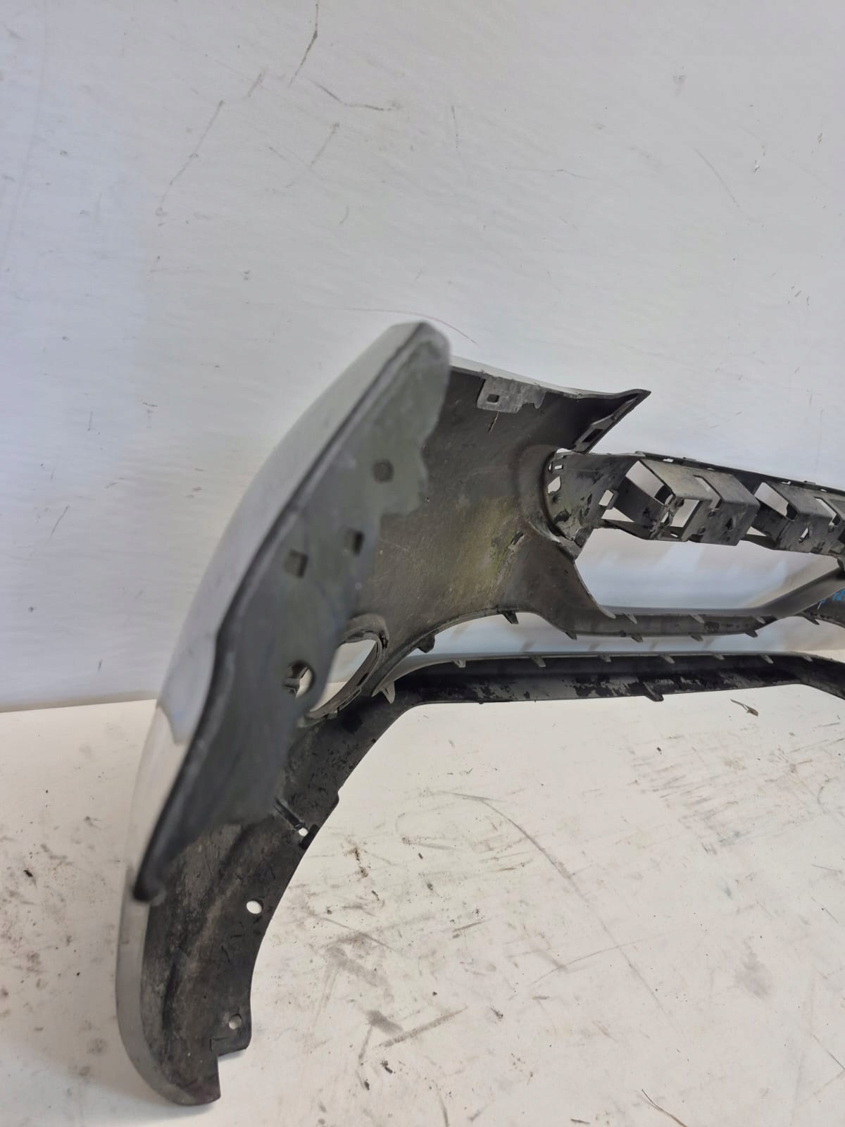 PEUGEOT 208 and 1 12-15 bumper front front