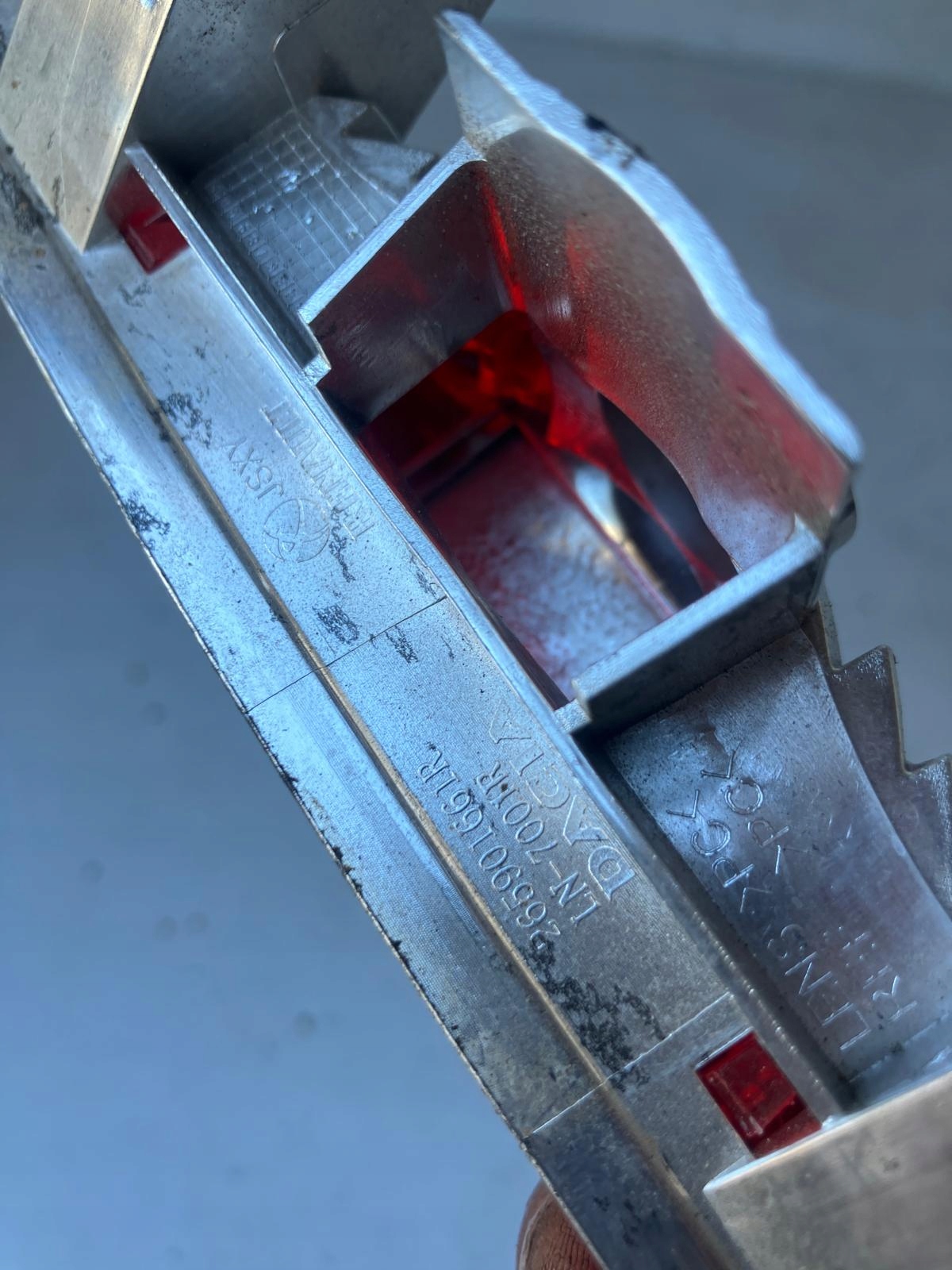 TRZECIE light STOP DACIA SPRING 265901661R
