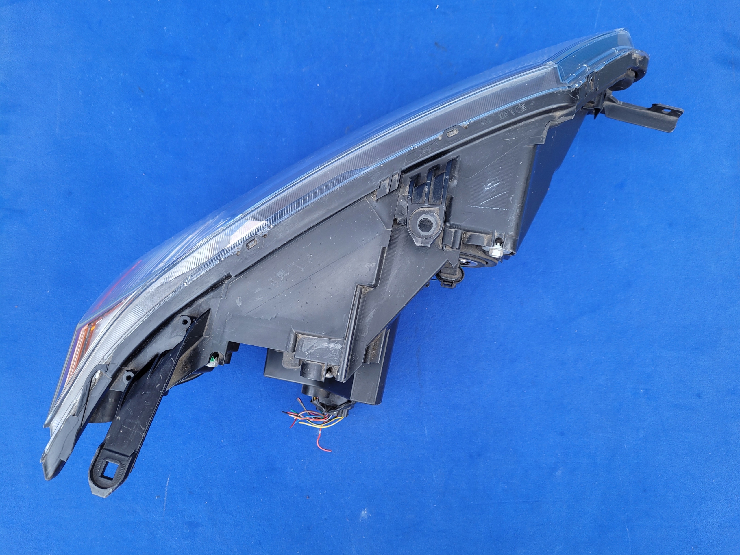 MITSUBISHI OUTLANDER 07-09 REFLEKTOR LAMPA LEWA Typ samochodu Samochody osobowe