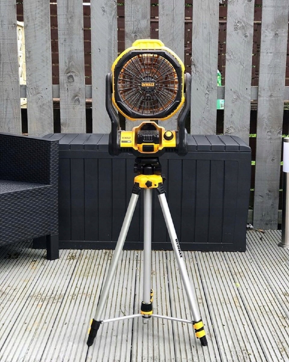 Ministatyw DEWALT DE0881T Zakończenie nóg gumowe